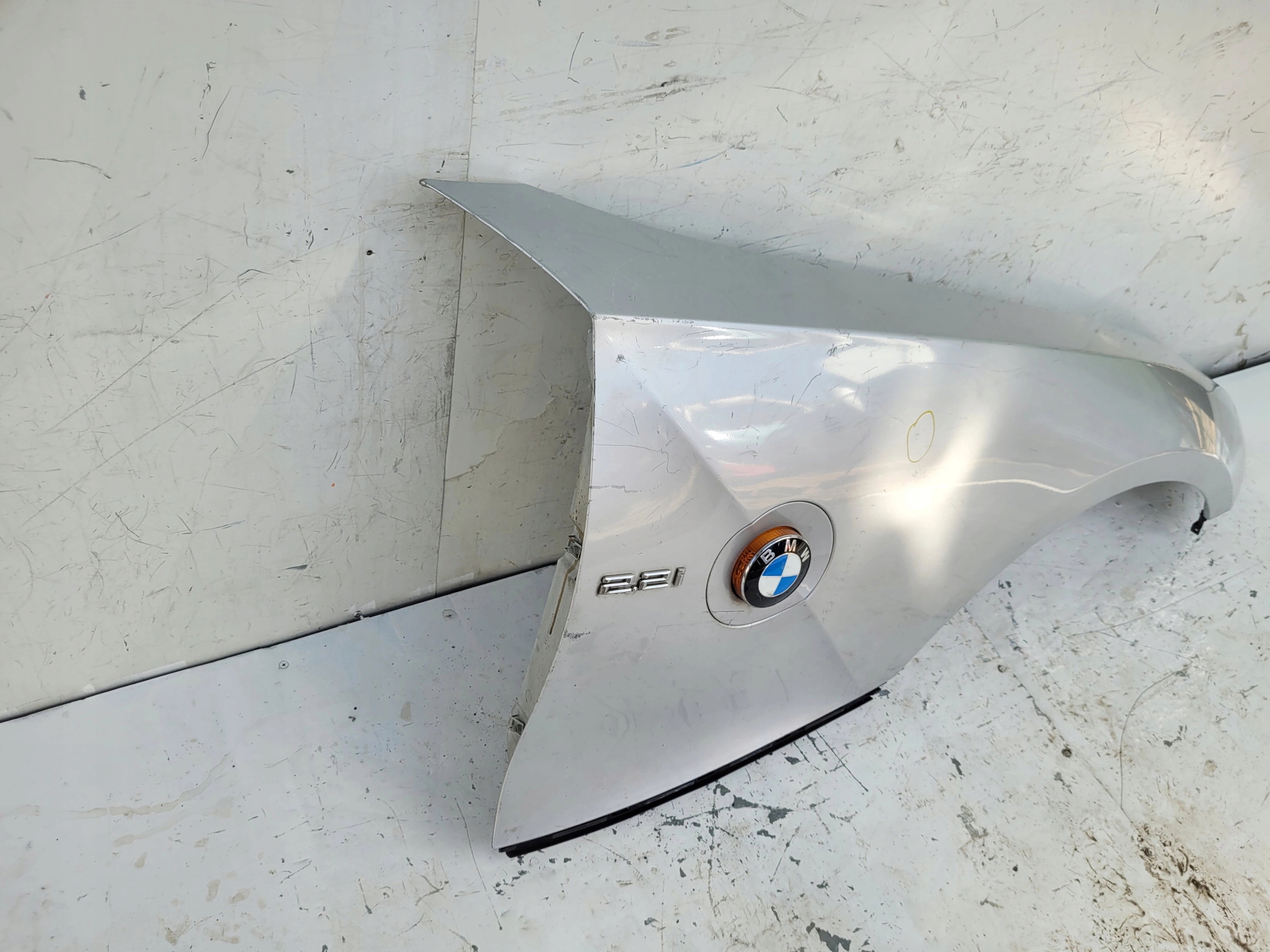 BMW Z4 E85 PRAVY PREDNY BLATNIK