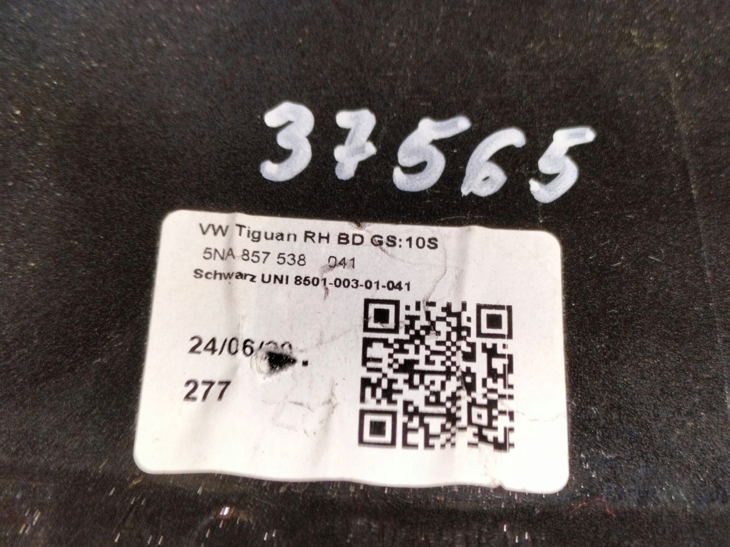 OBAL PRAVÉHO ZRKADLA VW TIGUAN II 16-