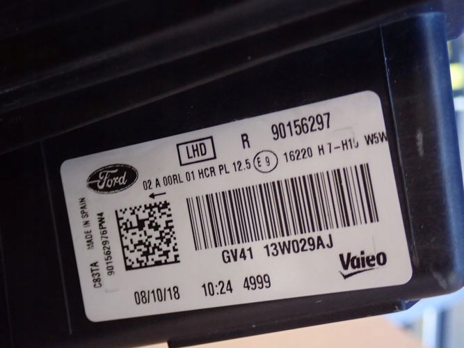 FORD KUGA MK2 II LIFT 16- PRAVE PREDNE SVETLO GV41-13W029-AJ