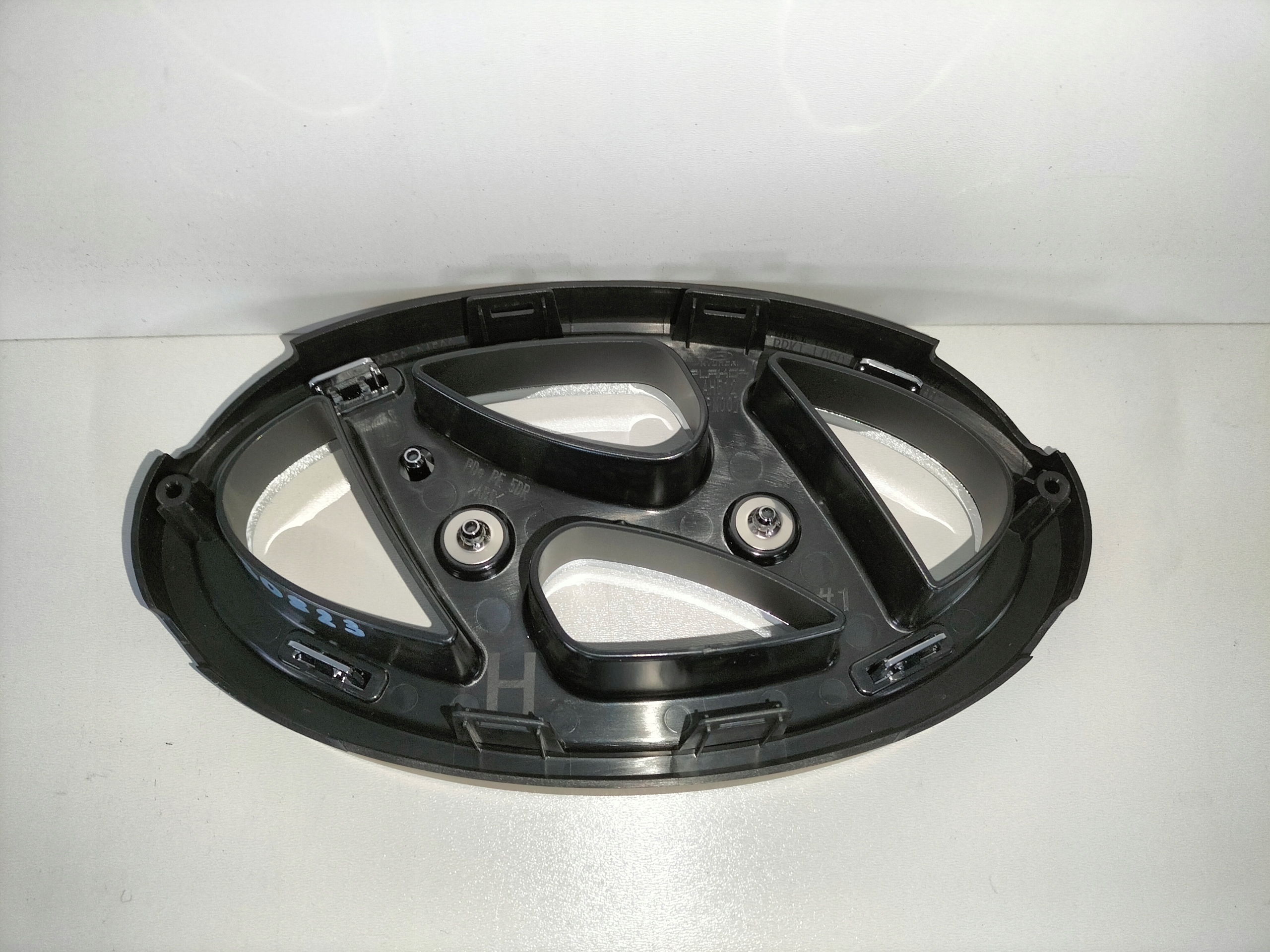 ZNAK EMBLEM PREDNEJ KAPOTY HYUNDAI I30 III LIFT 20-