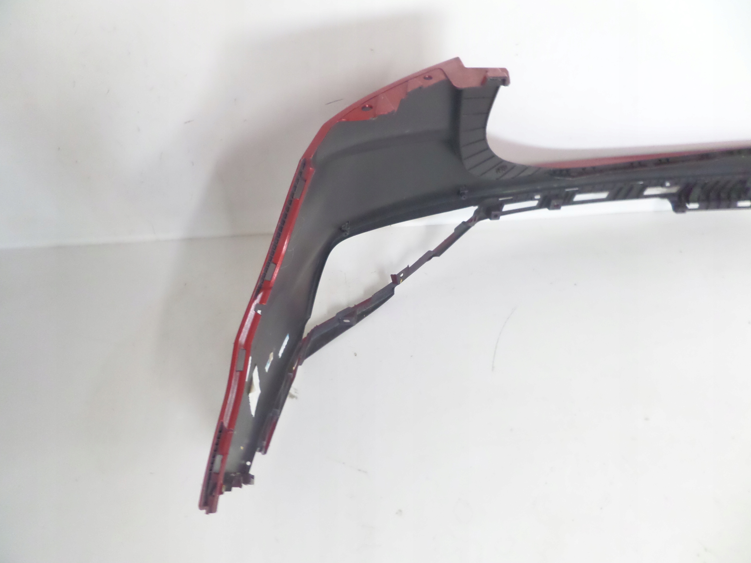 ZADNÝ NÁRAZNÍK HYUNDAI SANTA FE IV 18-