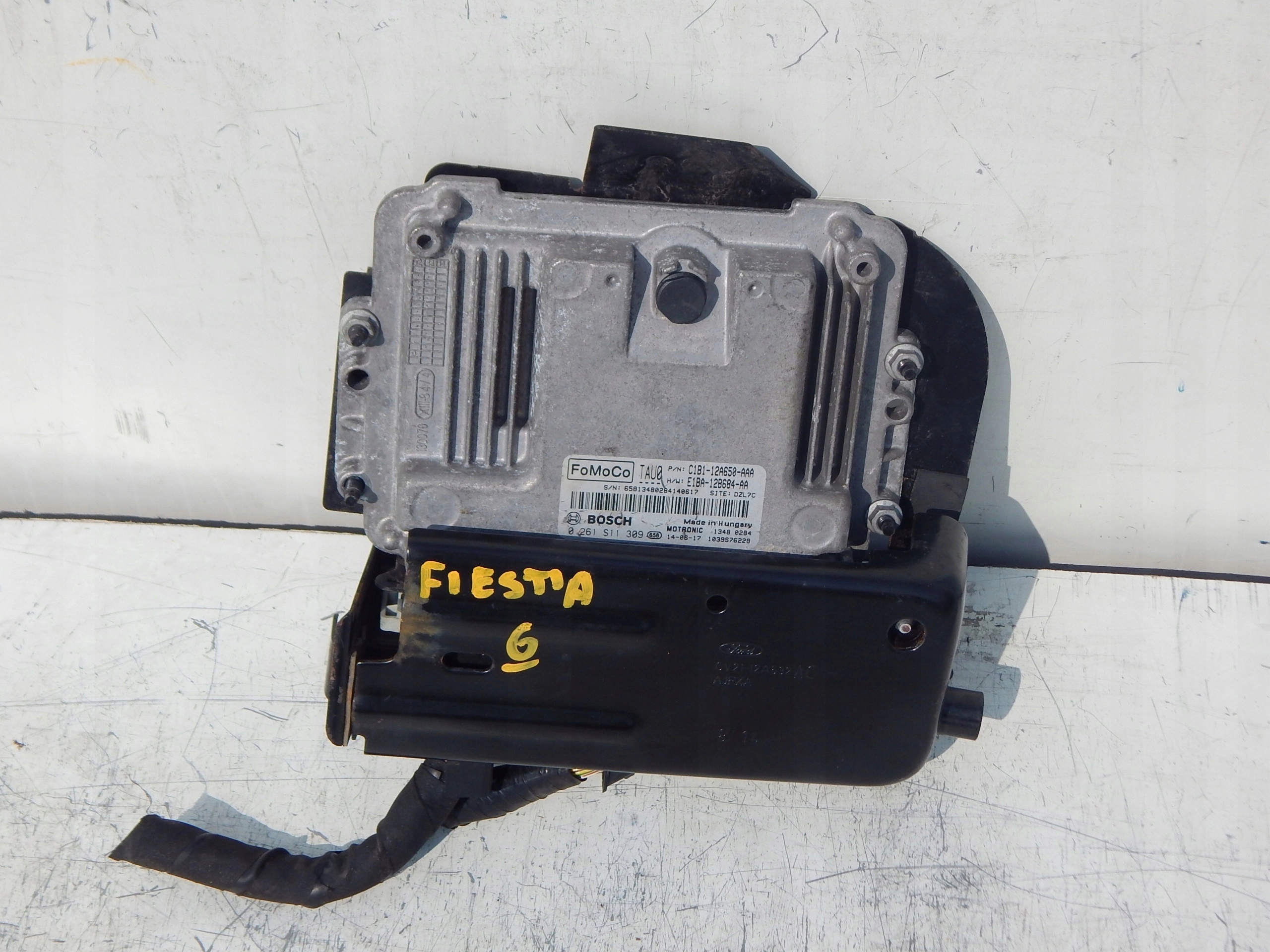 FORD FIESTA MK7 1.0 ECOBOOST RIADIACA JEDNOTKA MOTORA