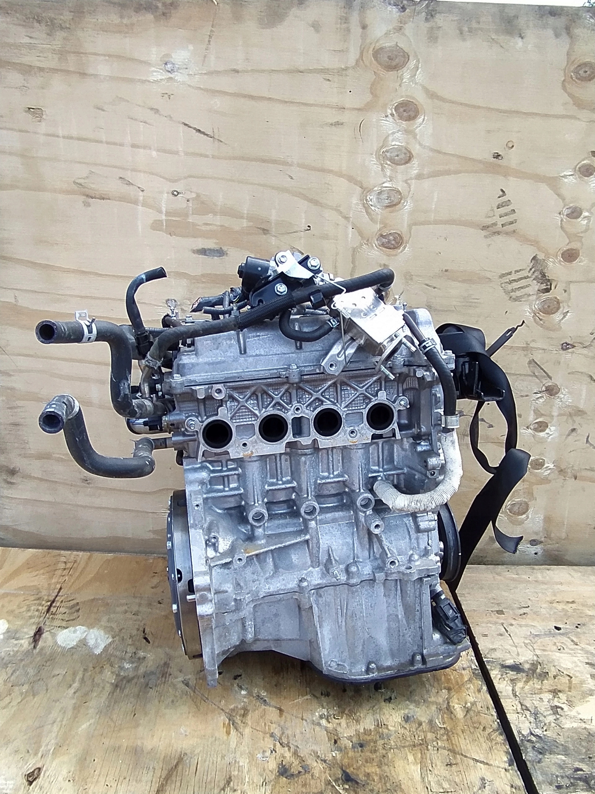 toyota yaris III hybrid 1.5 MOTOR x1nz-p92