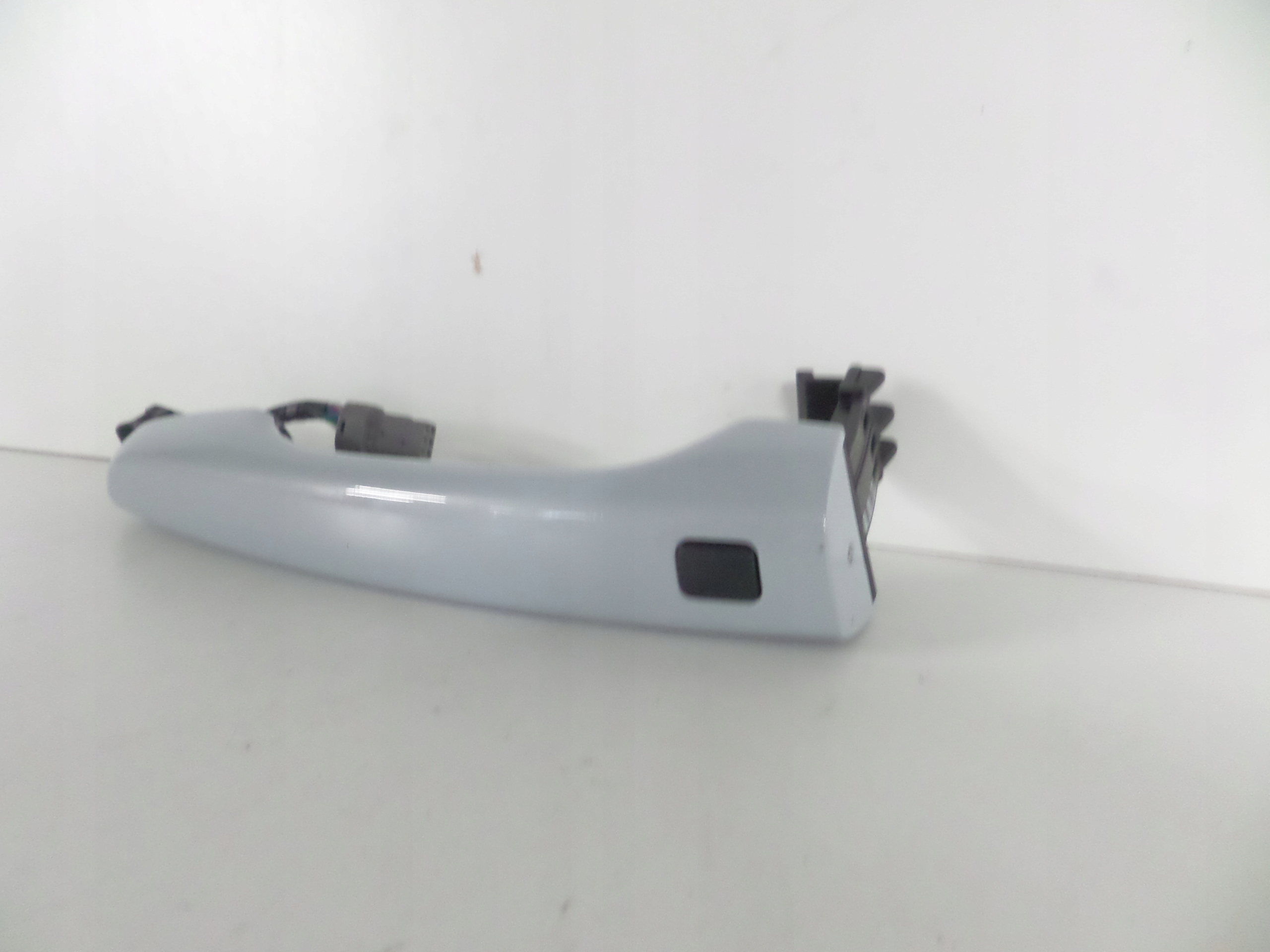 KĽUČKA PRAVÝCH PREDNÝCH DVERÍ HYUNDAI I30 III 17-