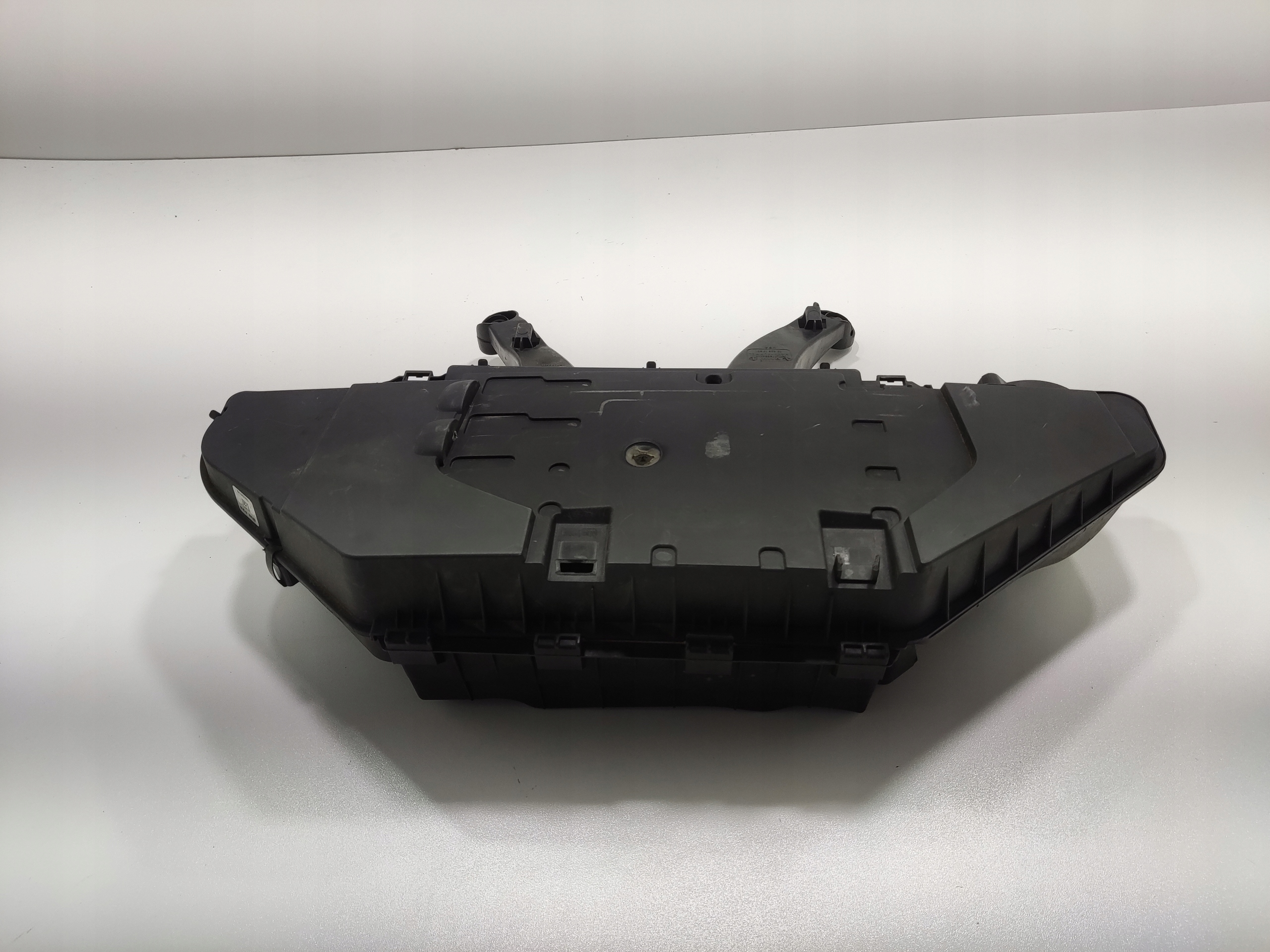 OBAL VZDUCHOVÉHO FILTERA BMW X6 E71 3.0D 2007-2014 7798340