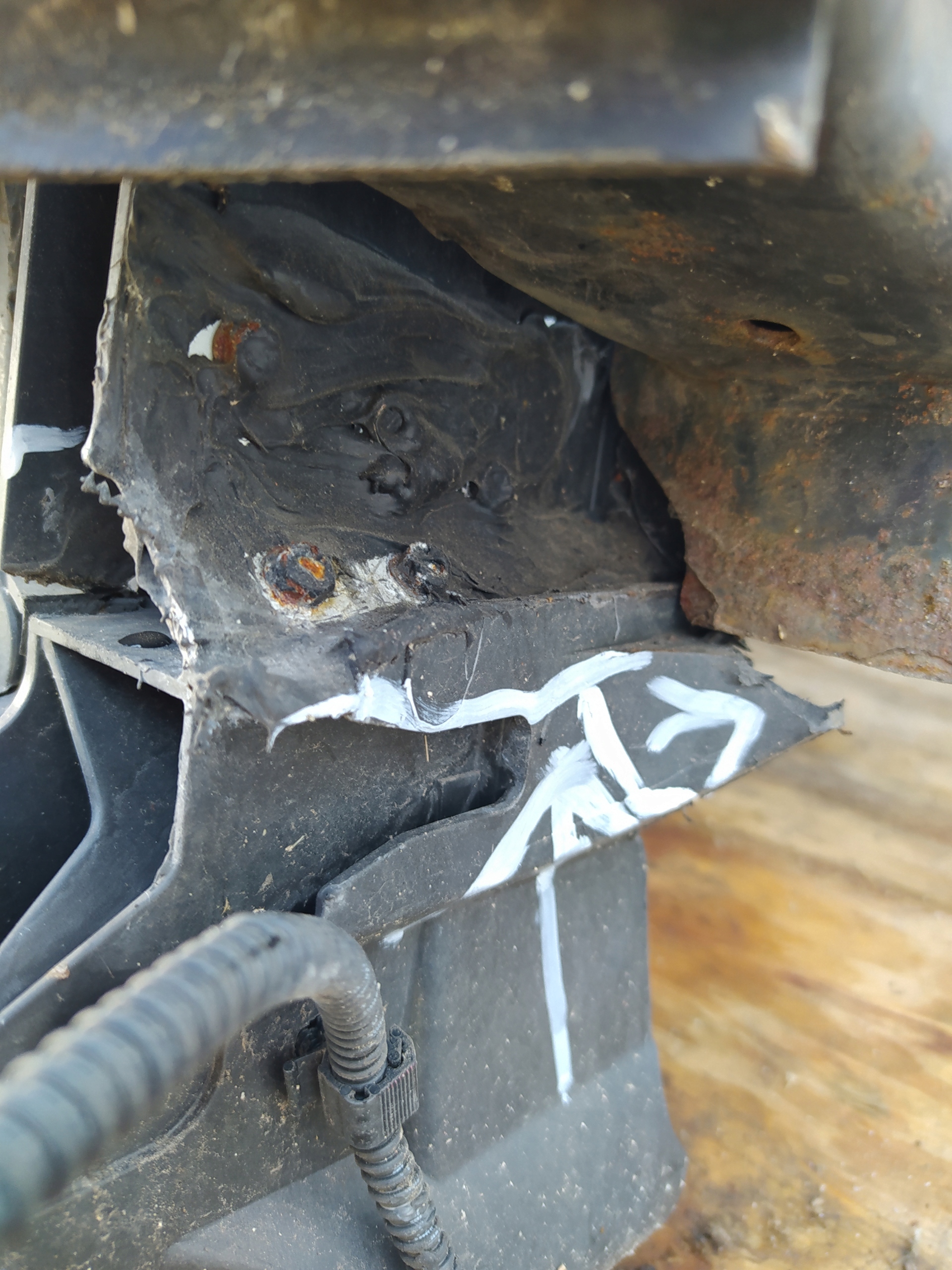 SEAT IBIZA 6J 1.6 TDI 6J0805588 PREDNÉ ČELO