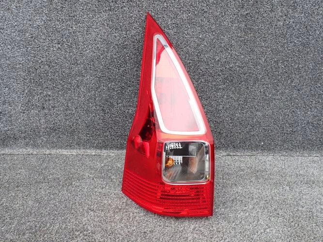 RENAULT MEGANE II KOMBI LIFT 06-08  LAVE ZADNE SVETLO