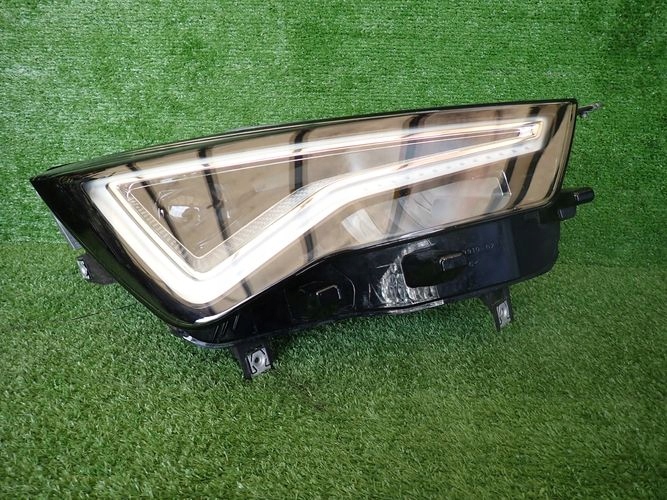 SEAT ATECA FULL LED LIFT 20- PRAVE PREDNE SVETLO