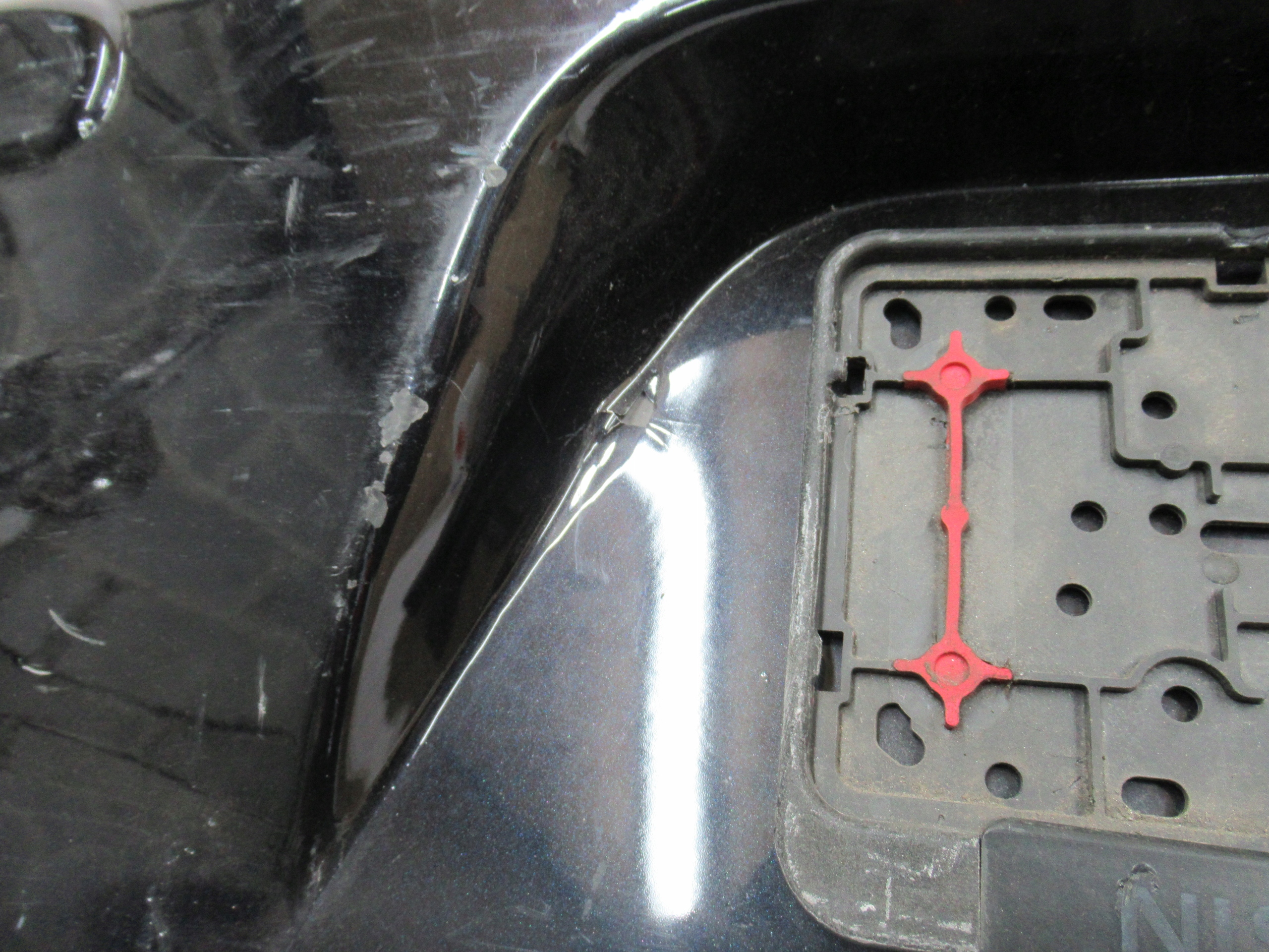 ZADNÝ NÁRAZNÍK NISSAN MICRA K13