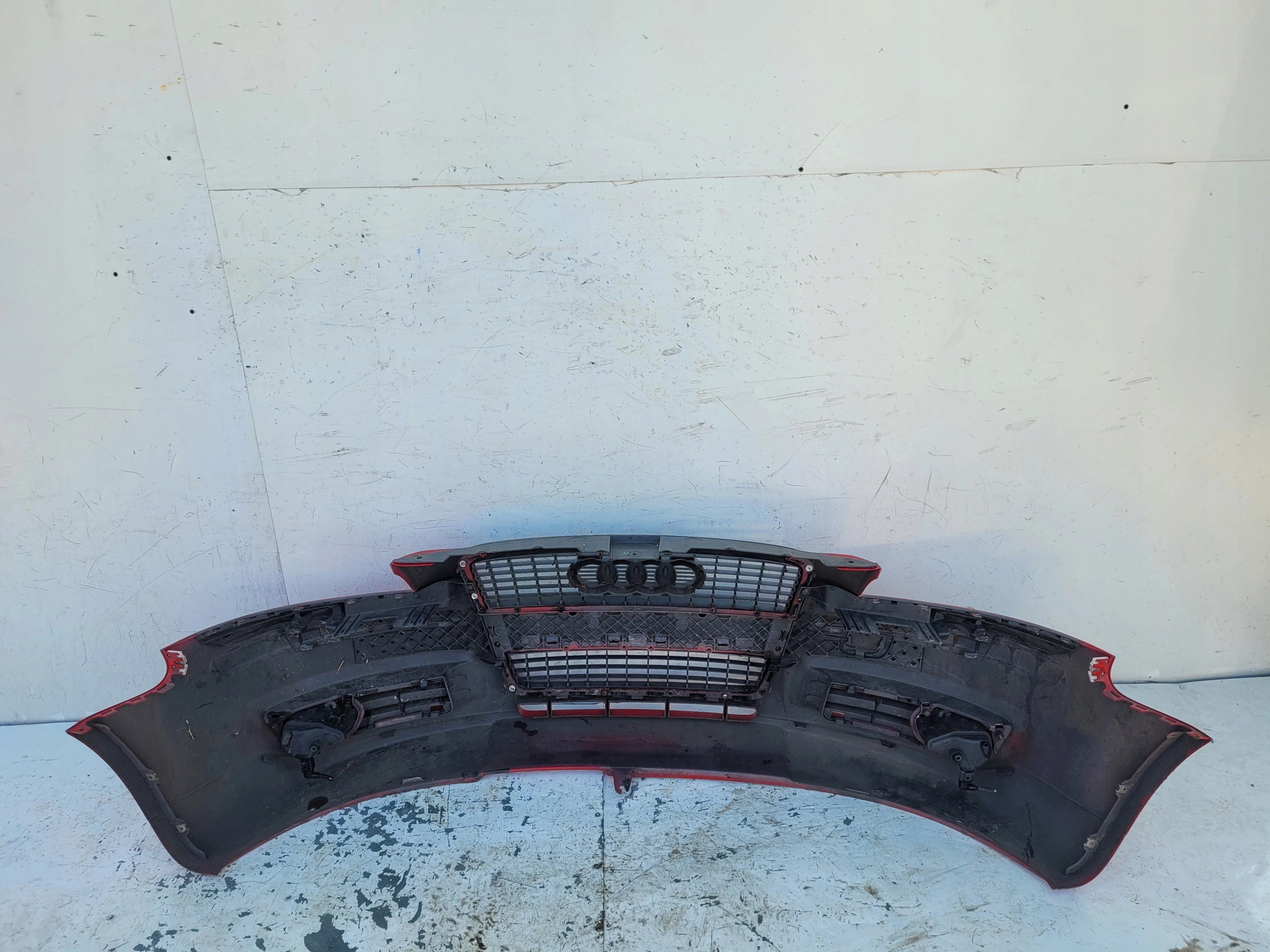 AUDI A3 8P LIFT 05-07 PREDNÝ NÁRAZNÍK