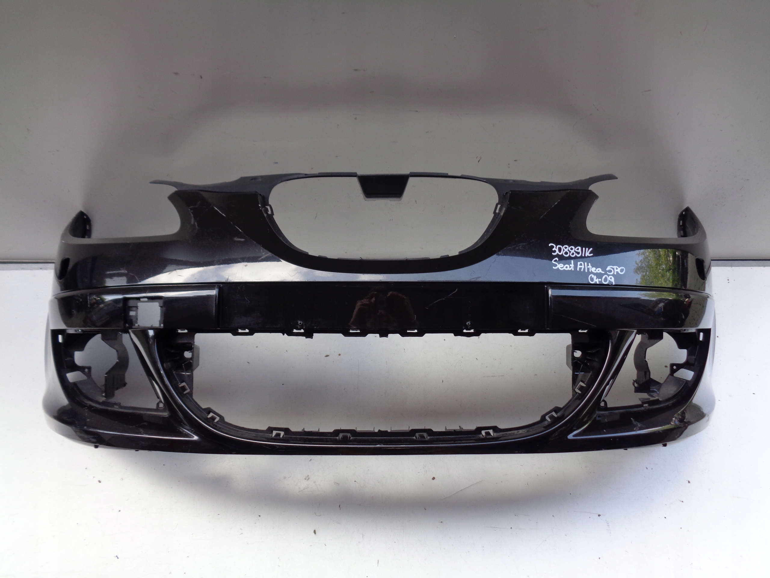 PREDNÝ NÁRAZNÍK SEAT ALTEA 5P 5P0 04-09 NR 30889