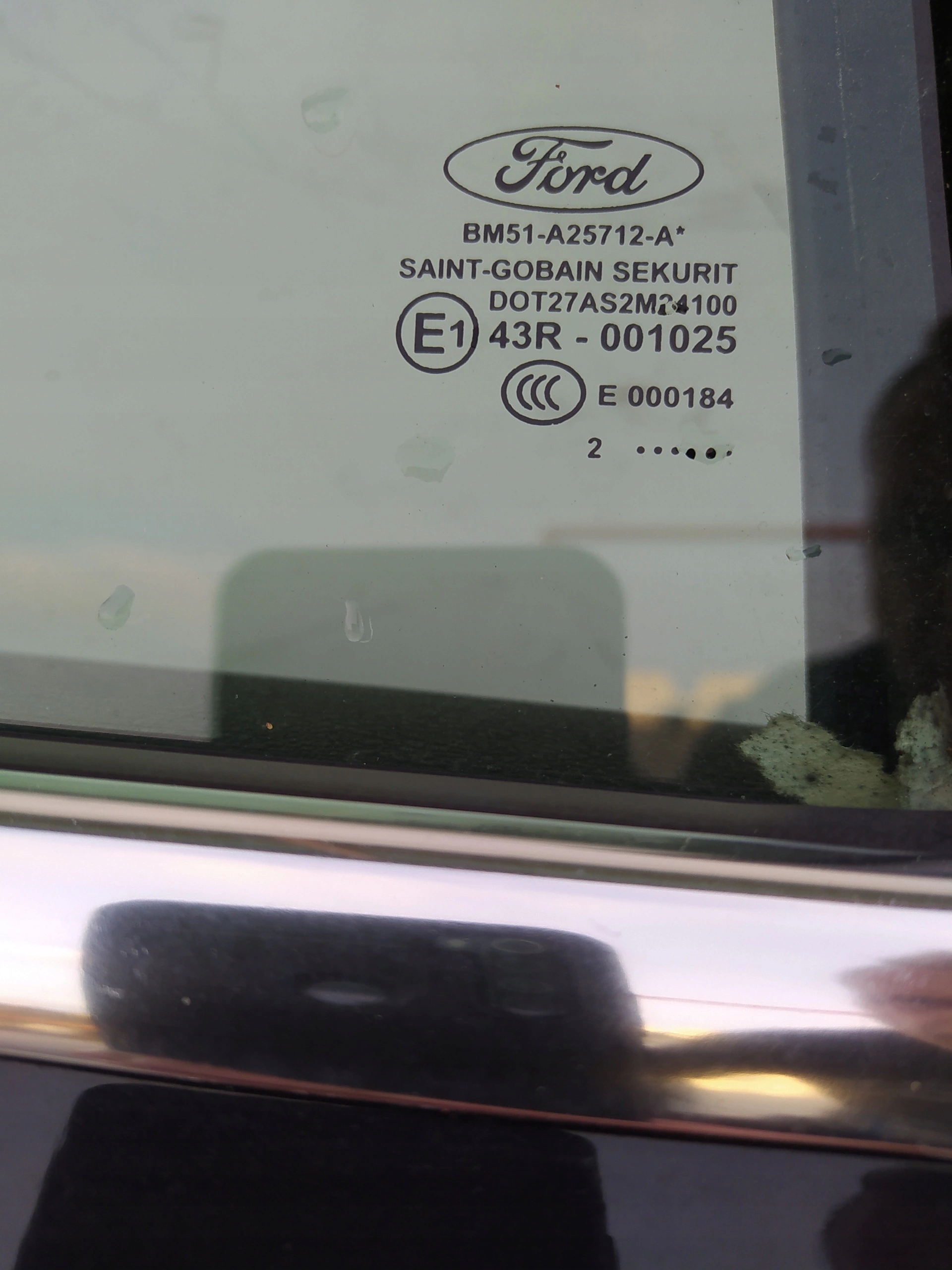 FORD FOCUS MK3 HB PRAVE ZADNE DVERE