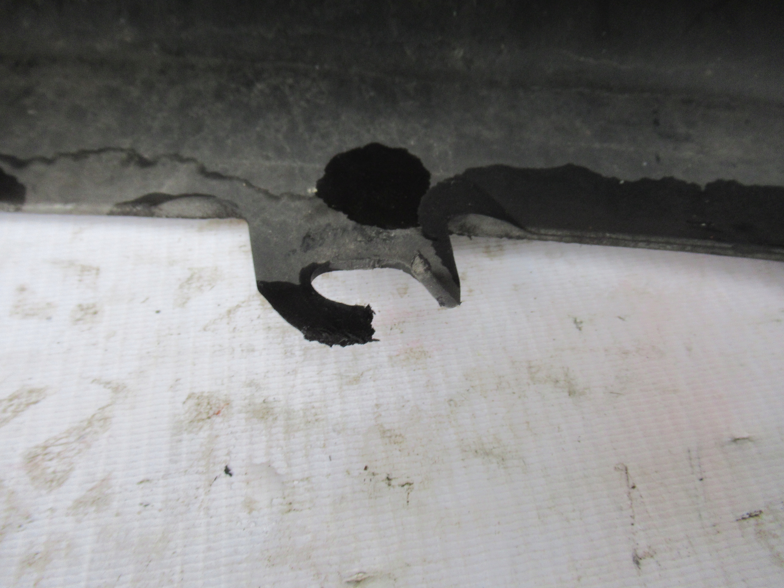 PREDNÝ NÁRAZNÍK SUBARU LEGACY 07-