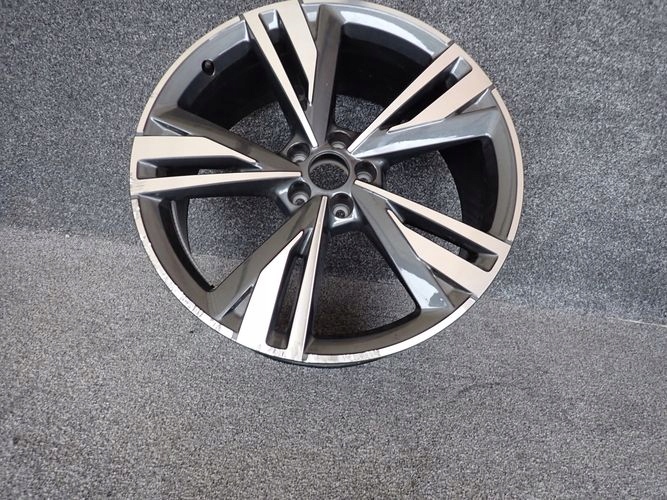 AUDI A6 C8 S6 8,5Jx21 ET37 5×112 HLINIKOVY DISK ELEKTRON