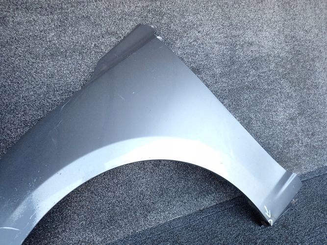 MAZDA 3 13- ĽAVÝ PREDNÝ BLATNÍK