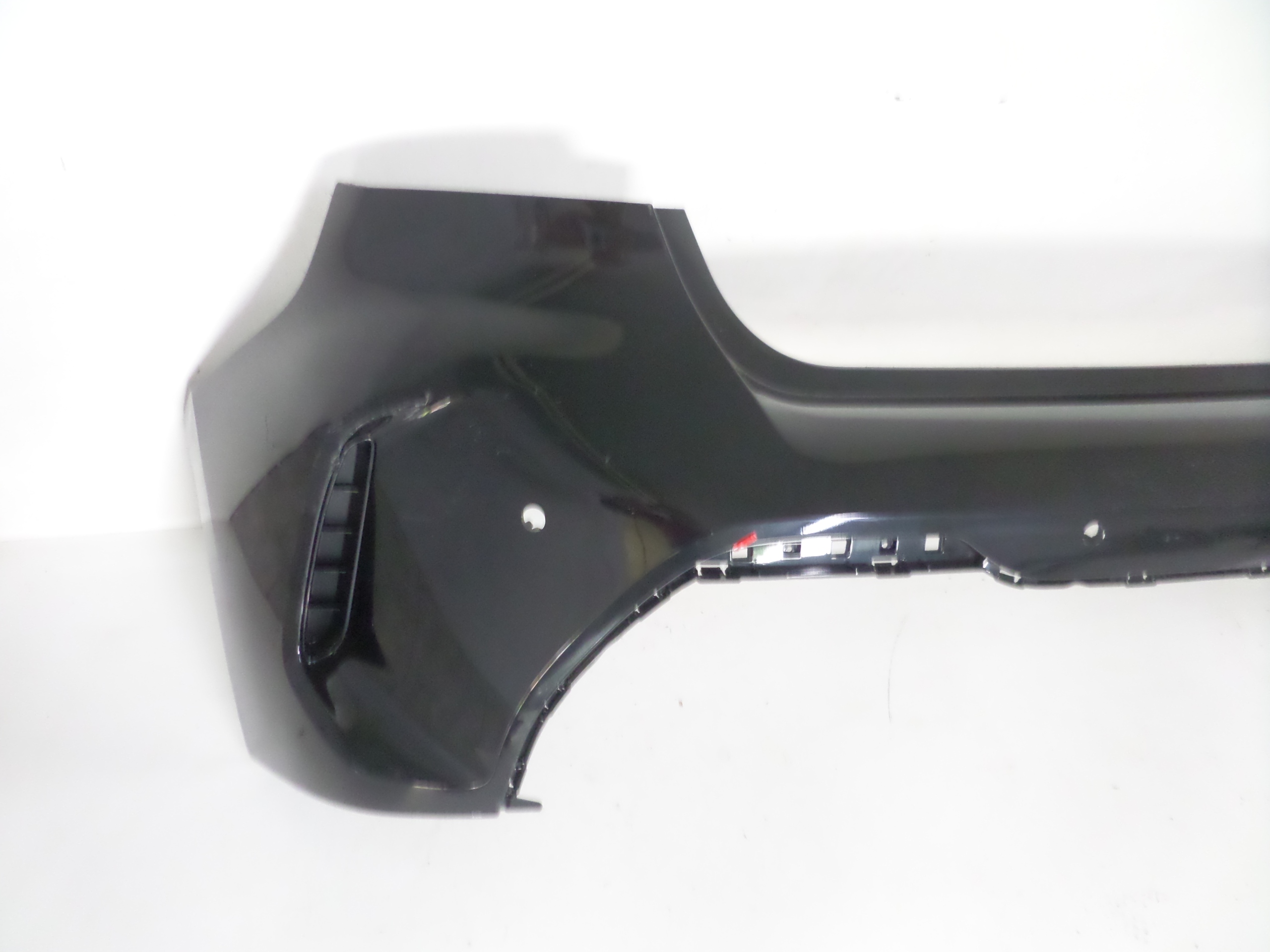 ZADNÝ NÁRAZNÍK BMW 1 F40 19- M-PAKET