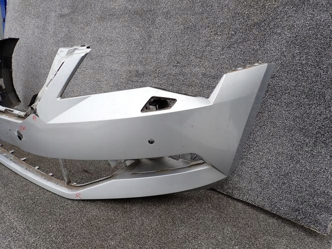 SKODA SUPERB III 15- PREDNÝ NÁRAZNÍK