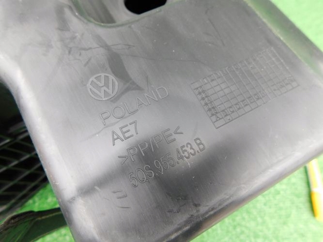 AUDI VW SEAT SKODA NÁDOBKA OSTREKOVAČOV