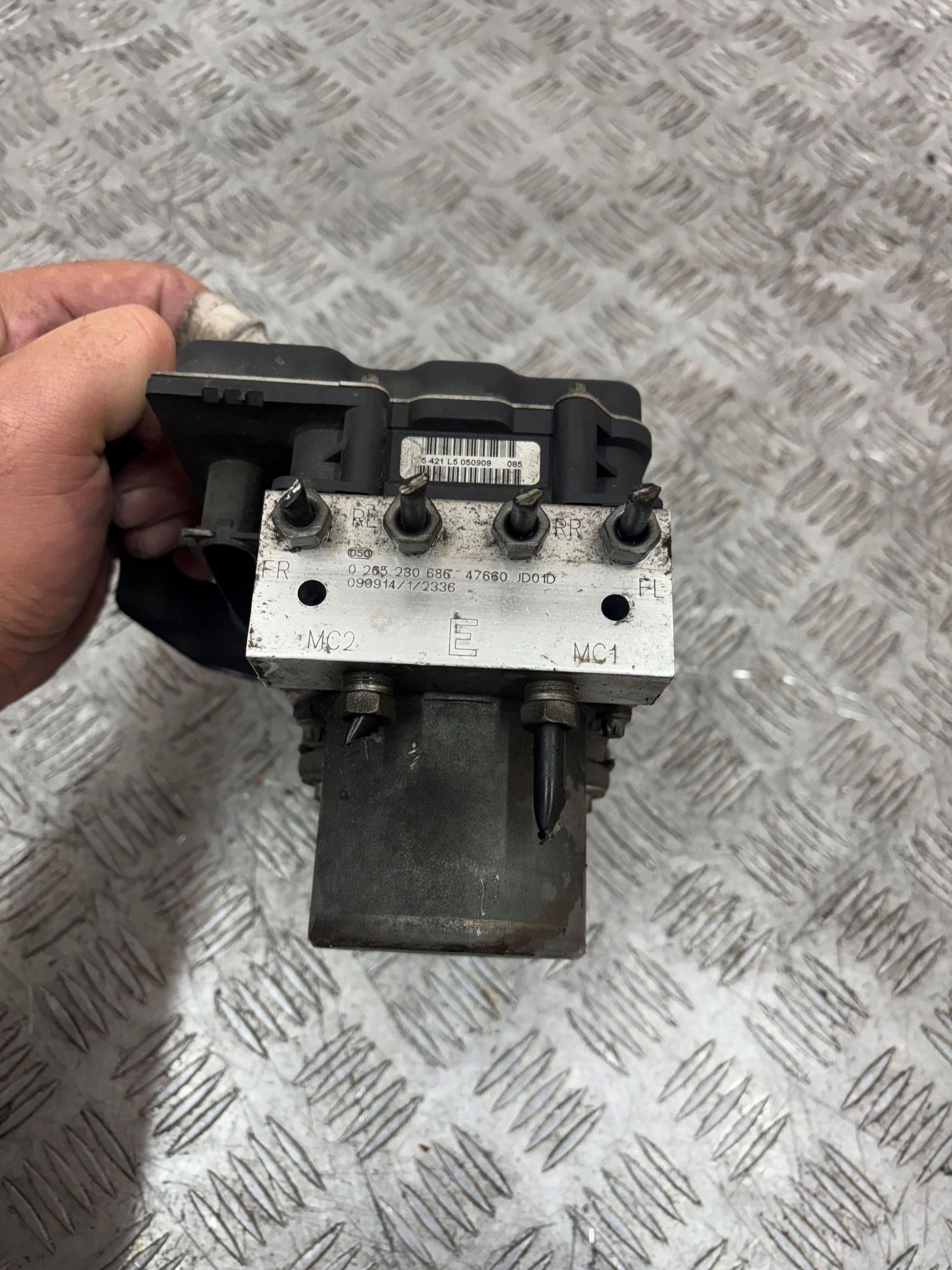 KOCKA ABS NISSAN QASHQAI J10 0265230686