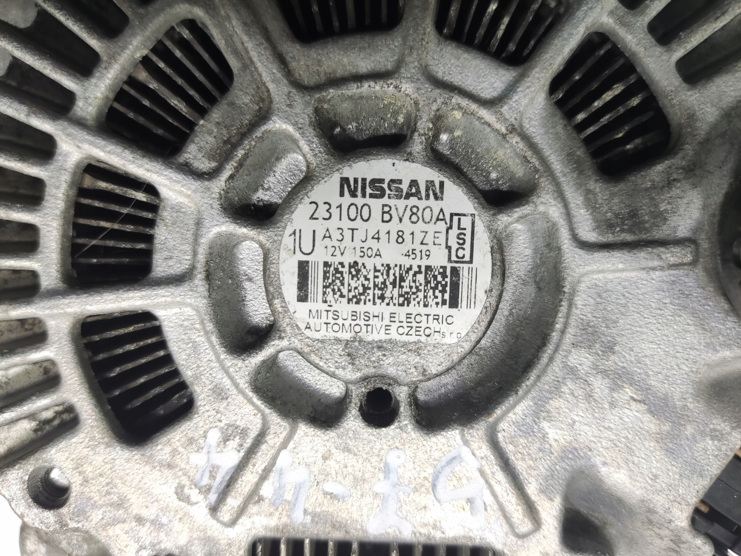 ALTERNÁTOR NISSAN JUKE I F15 1.2 DIG-T 2015-2019 LIFT 23100-BV80A