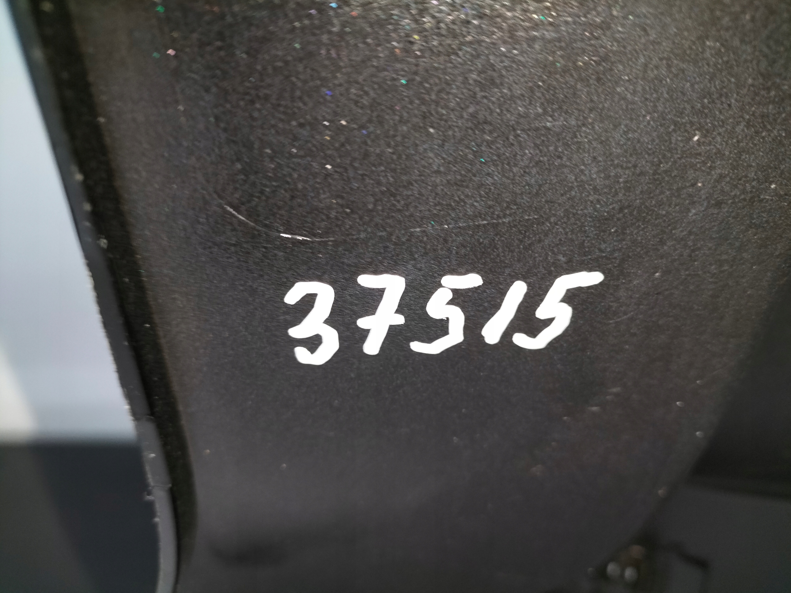 ZADNÝ NÁRAZNÍK VW ID7 ID.7 23-