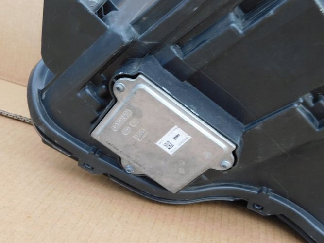 RANGE VOGUE BI XENON 13-16 PRAVE PREDNE SVETLO