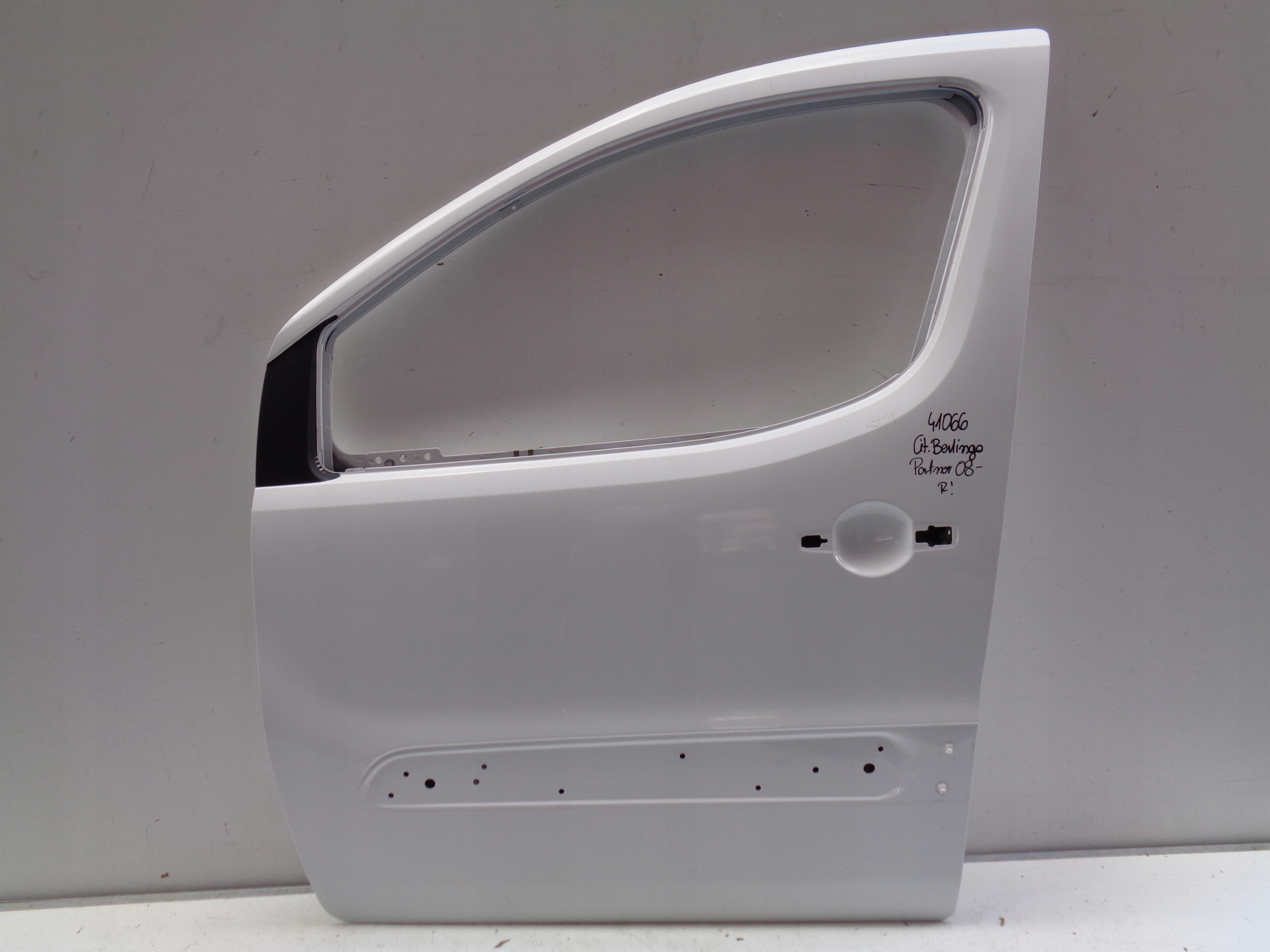 LAVE PREDNE DVERE CITROEN BERLINGO PEUGEOT PARTNER 08- NR 41066