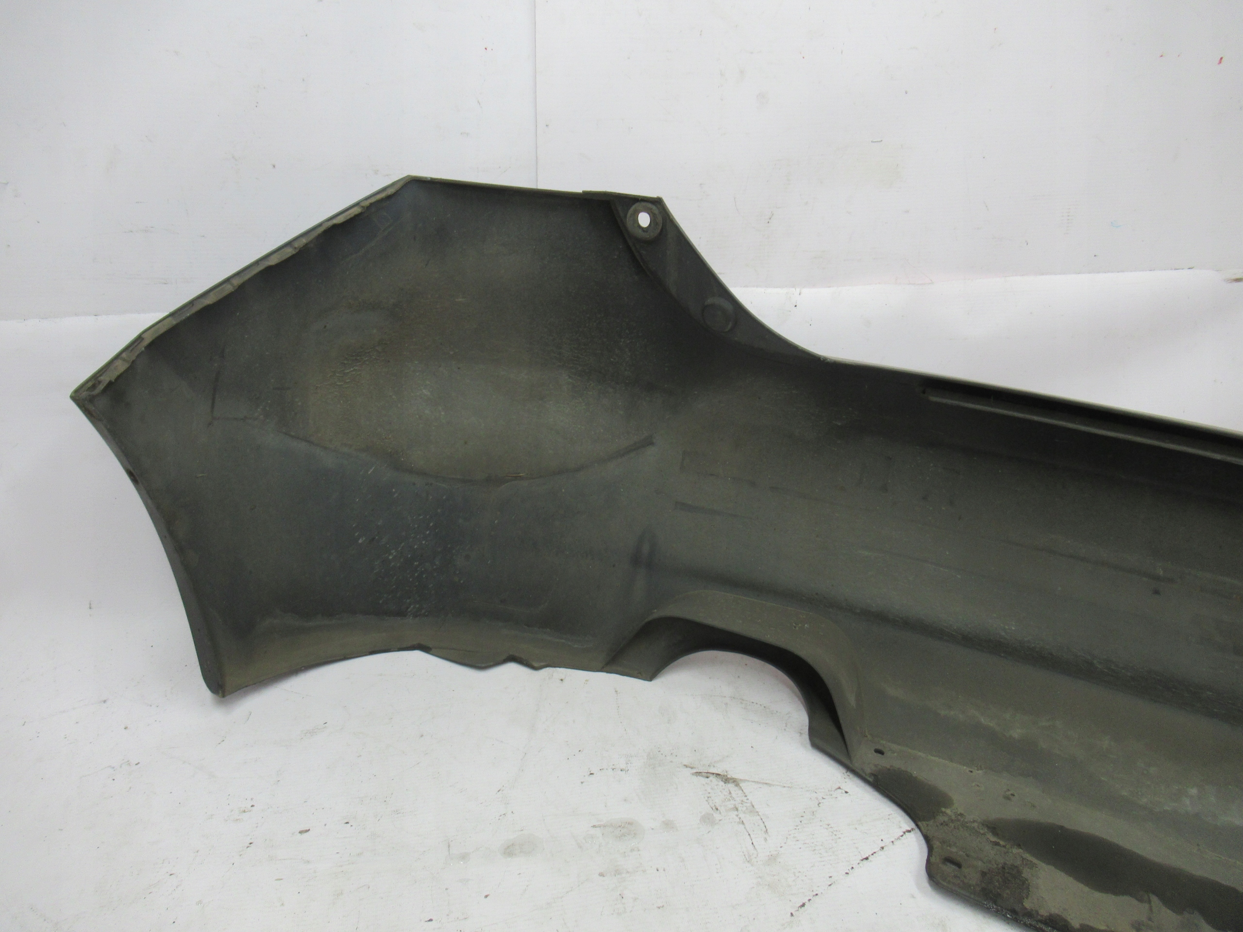 ZADNÝ NÁRAZNÍK HONDA FR-V