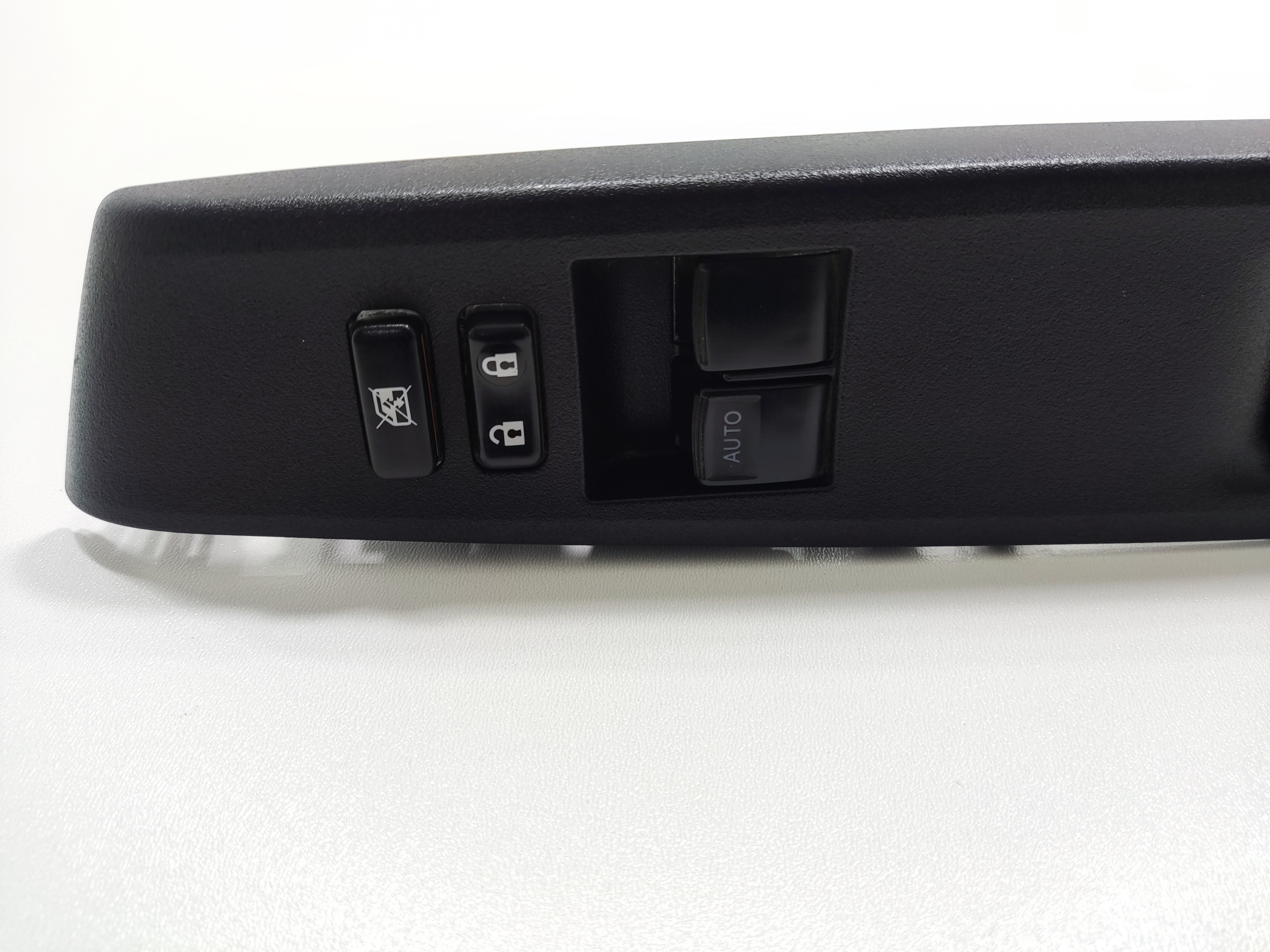 LAVY PREDNY VYPINAC STAHOVANIA OKIEN TOYOTA YARIS III 74232-0D330 2011-2014