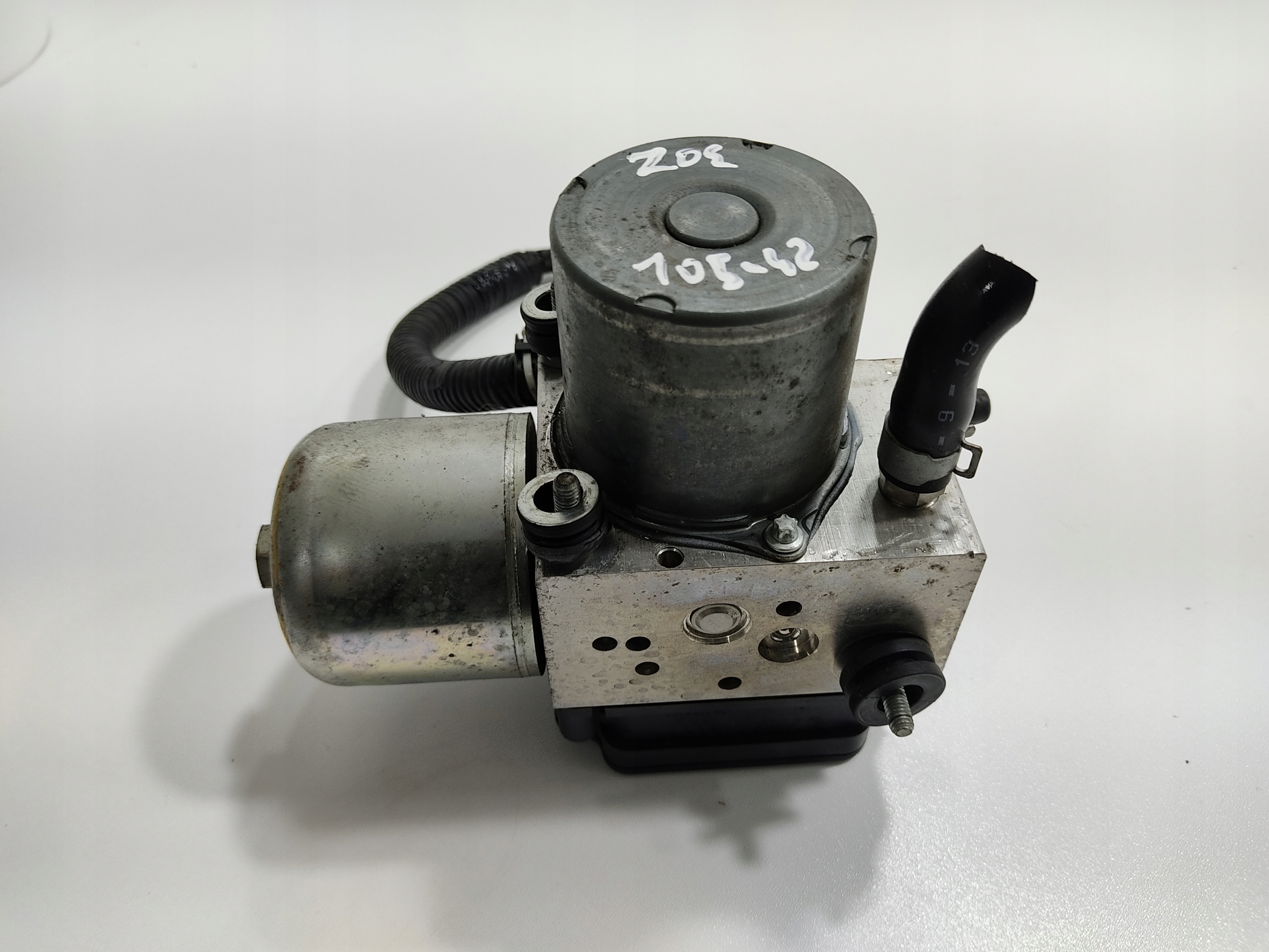 RIADIACA JEDNOTKA KOCKA ABS NISSAN E-NV200 ELECTRIC 475004FA0A 2014-2021