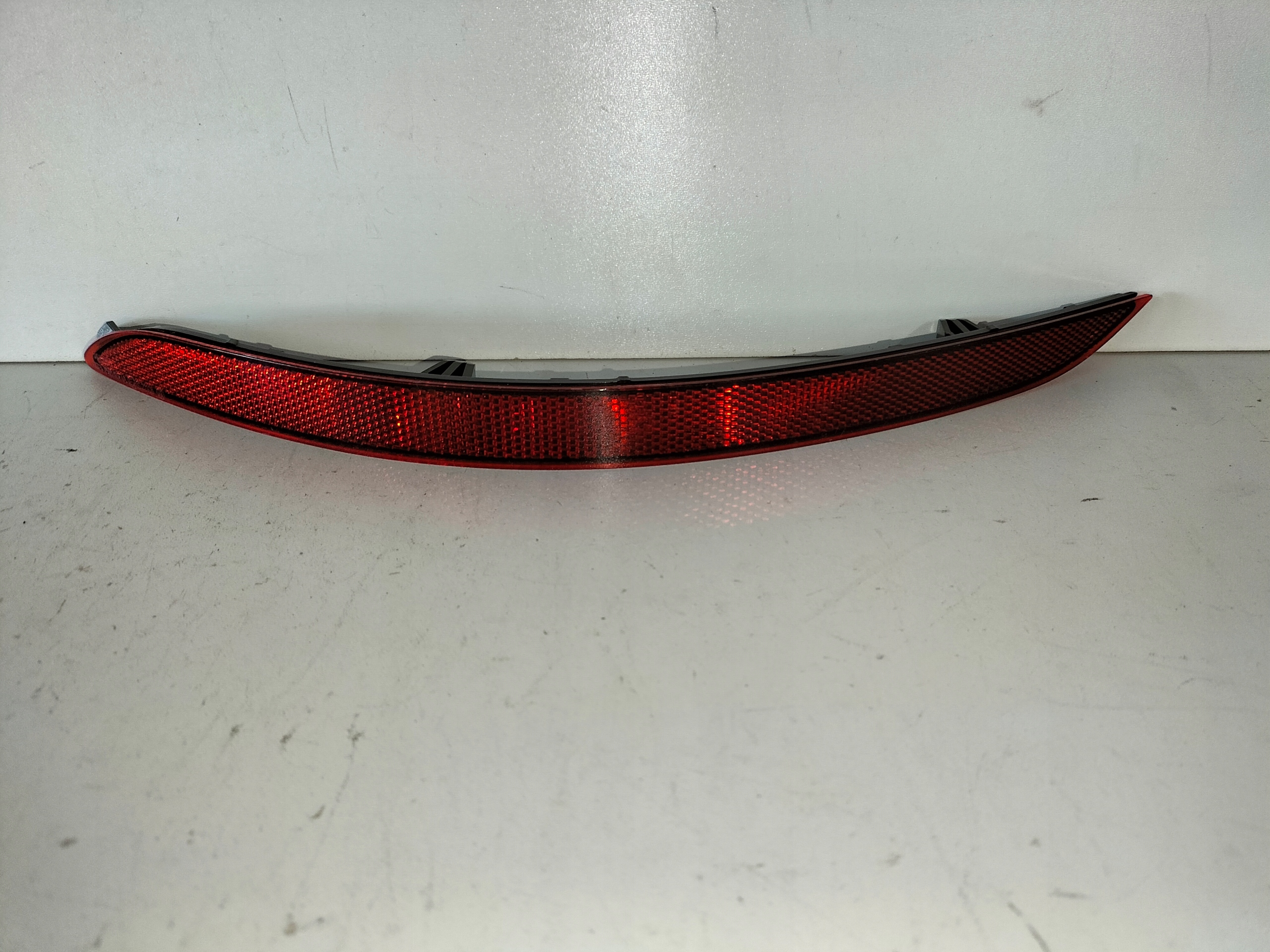 LAVE ZADNE ODRAZOVE SKLICKO VW GOLF 8 VIII 20- KOMBI