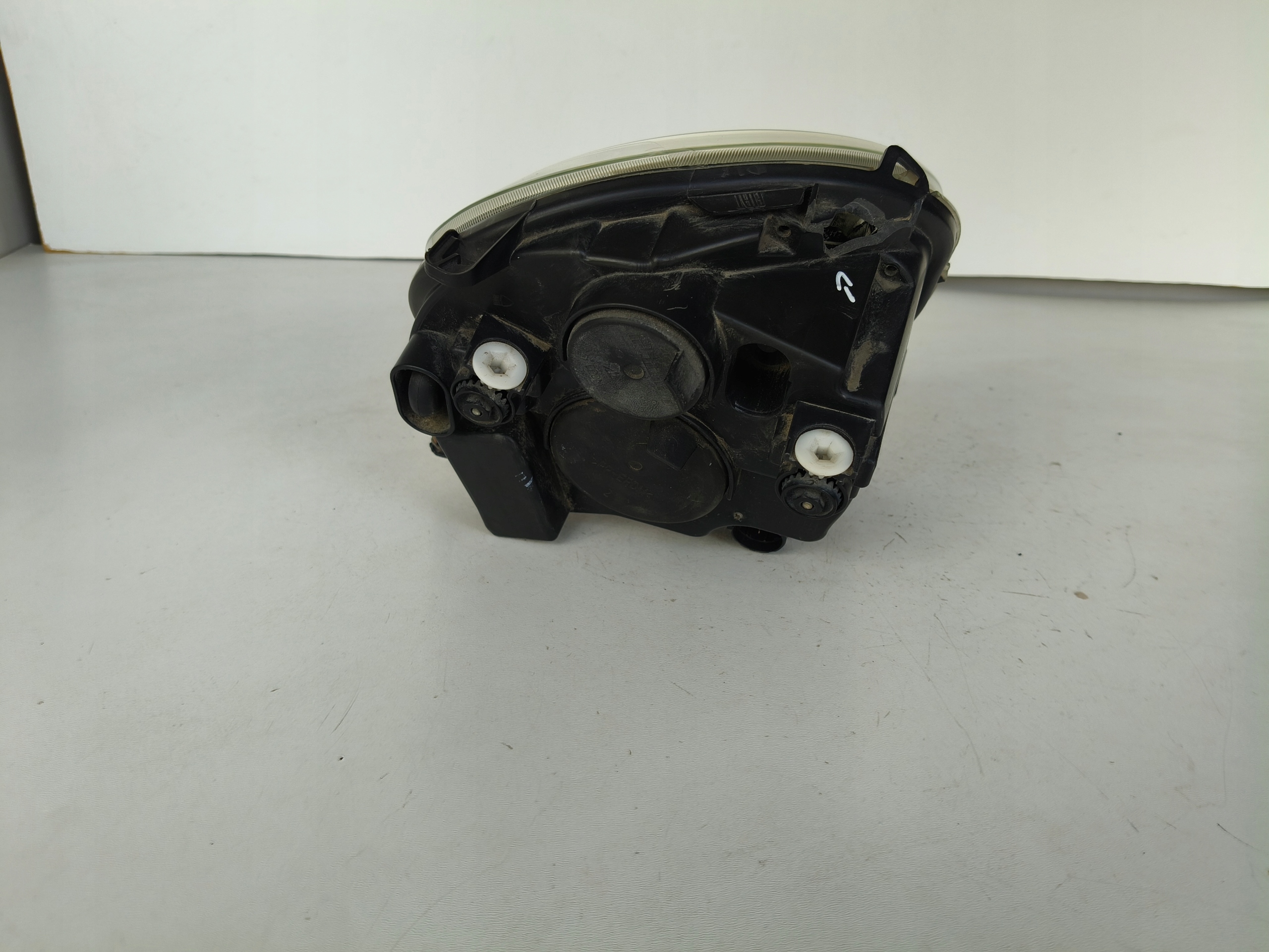 LAVE PREDNE SVETLO FIAT 500 07-15