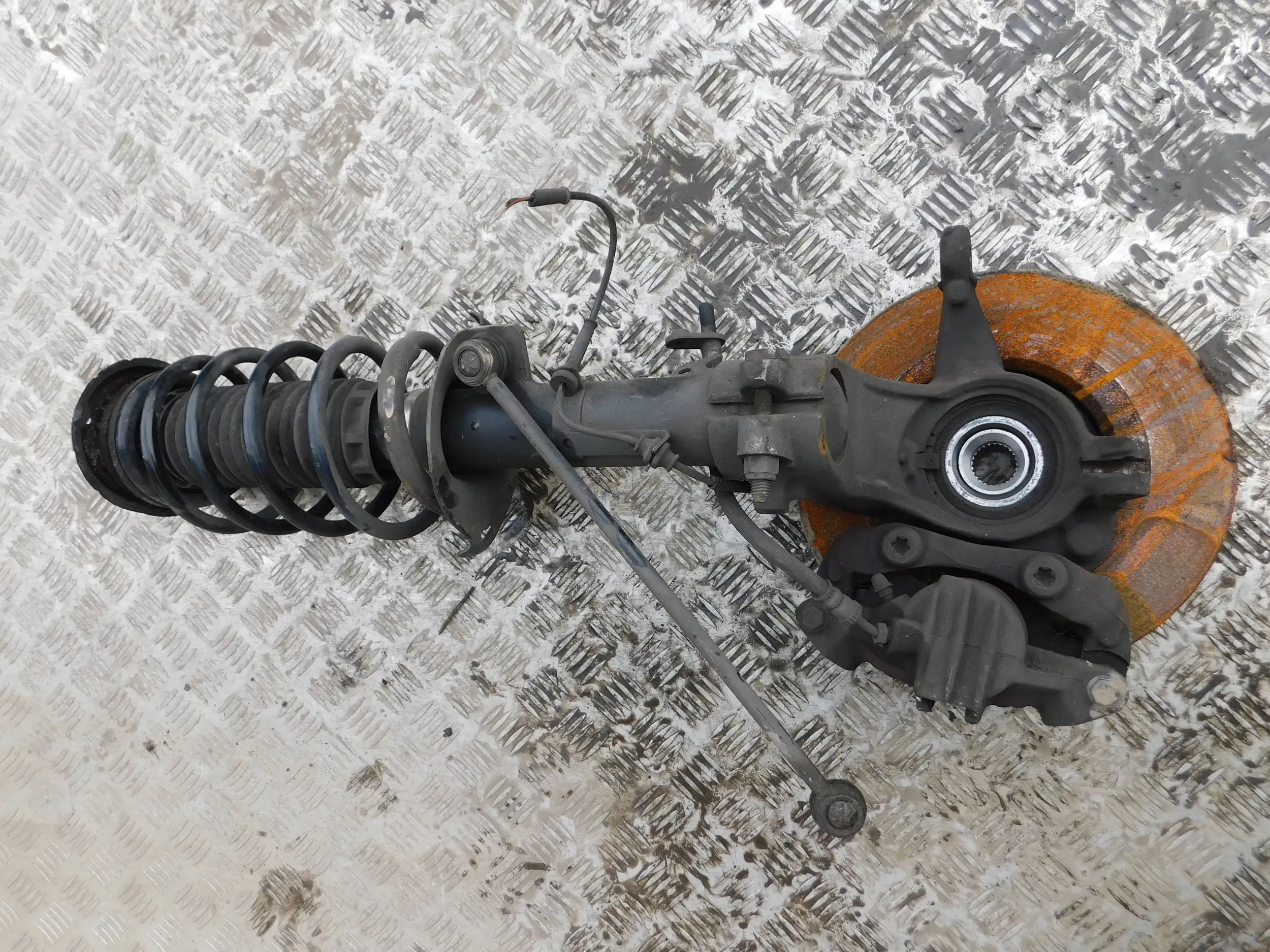 PRAVÝ OTOČ MCPHERSON CITROEN C3 PICASSO 1.4 16V