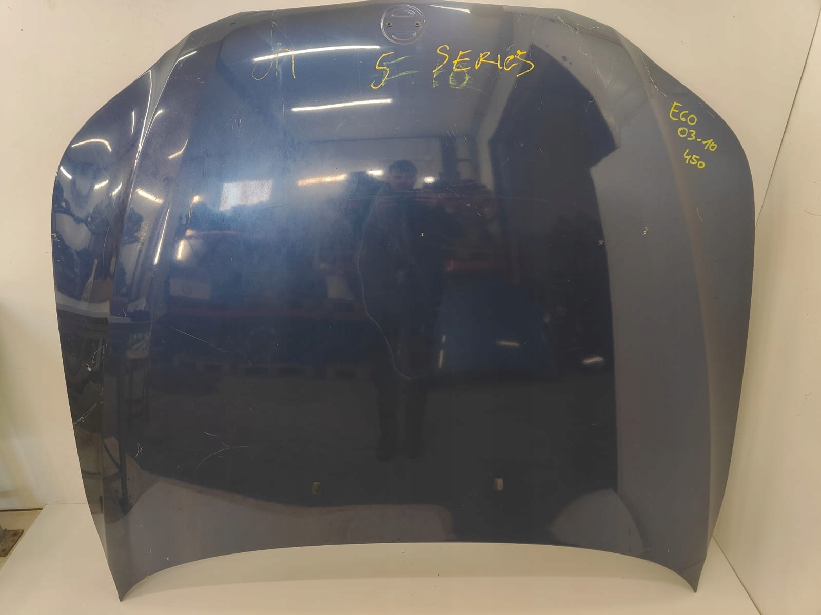 BMW e60 03-10 PREDNÁ KAPOTA