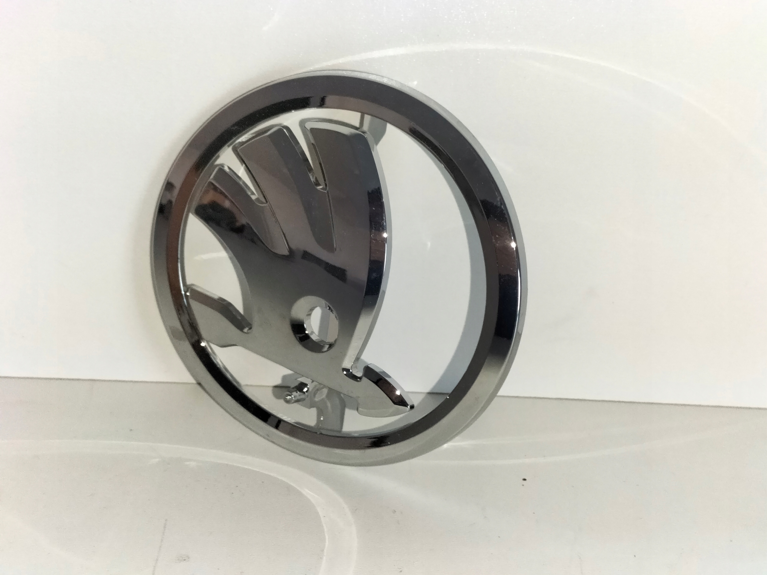 ZNAK EMBLEM LOGO ZNAK KAPOTY PREDNÝ SKODA KAMIQ SCALA 19-