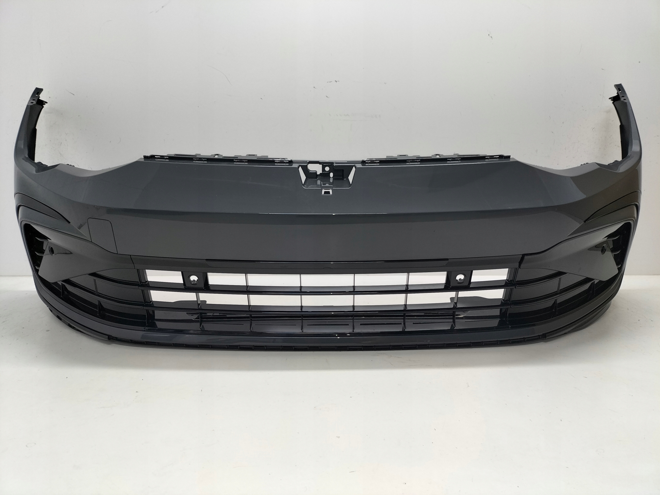 PREDNÝ NÁRAZNÍK VW GOLF 8 VIII 20-24 R-LINE