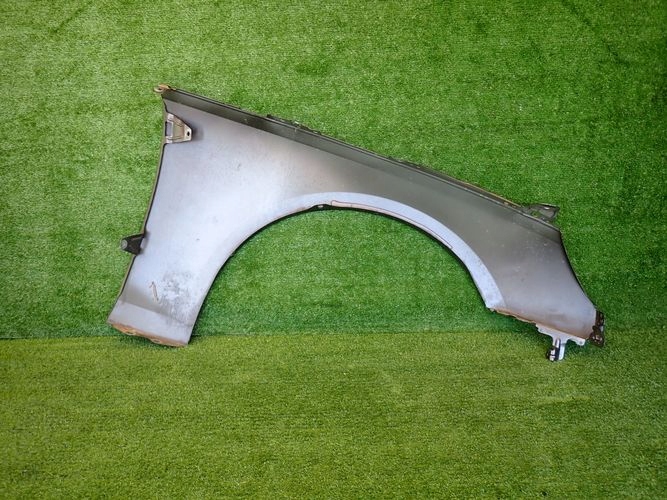 AUDI A4 B9 15-19 ĽAVÝ PREDNÝ BLATNÍK