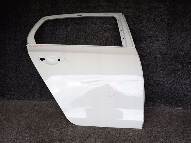 VW GOLF VI 6 HB PRAVE ZADNE DVERE