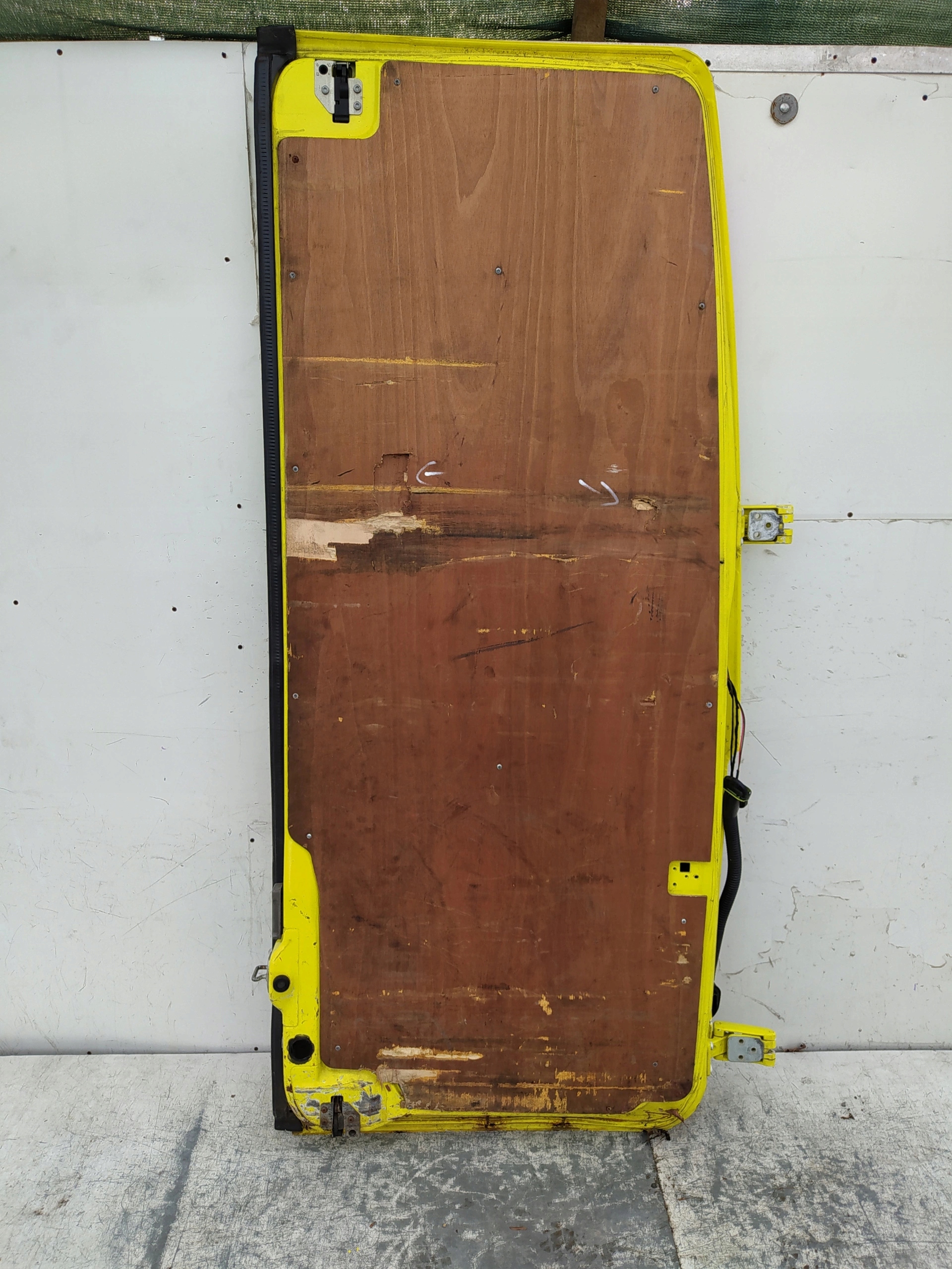 MERCEDES SPRINTER 906 CRAFTER ĽAVÉ ZADNÉ DVERE