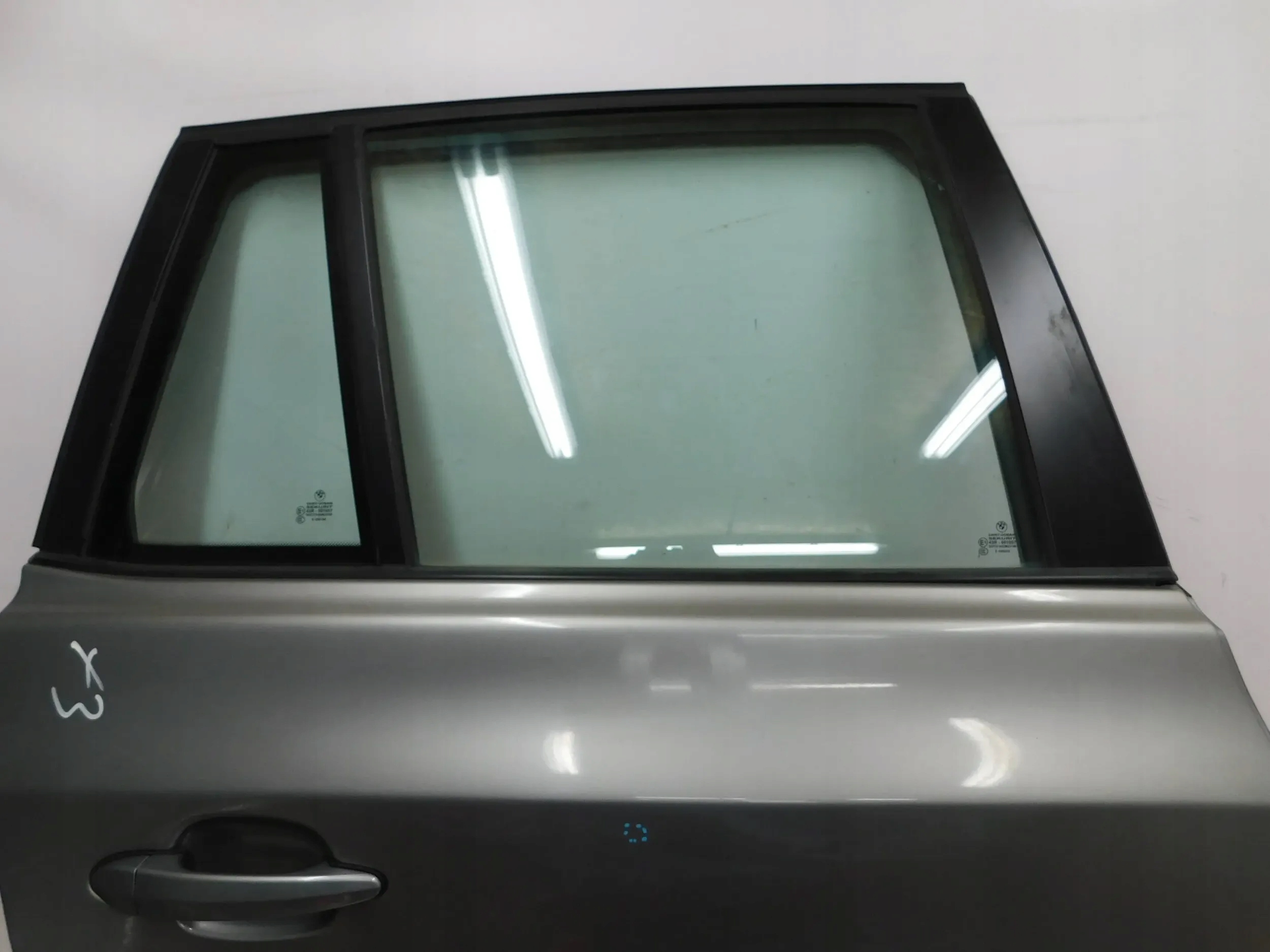 PRAVE ZADNE DVERE BMW X3 E83