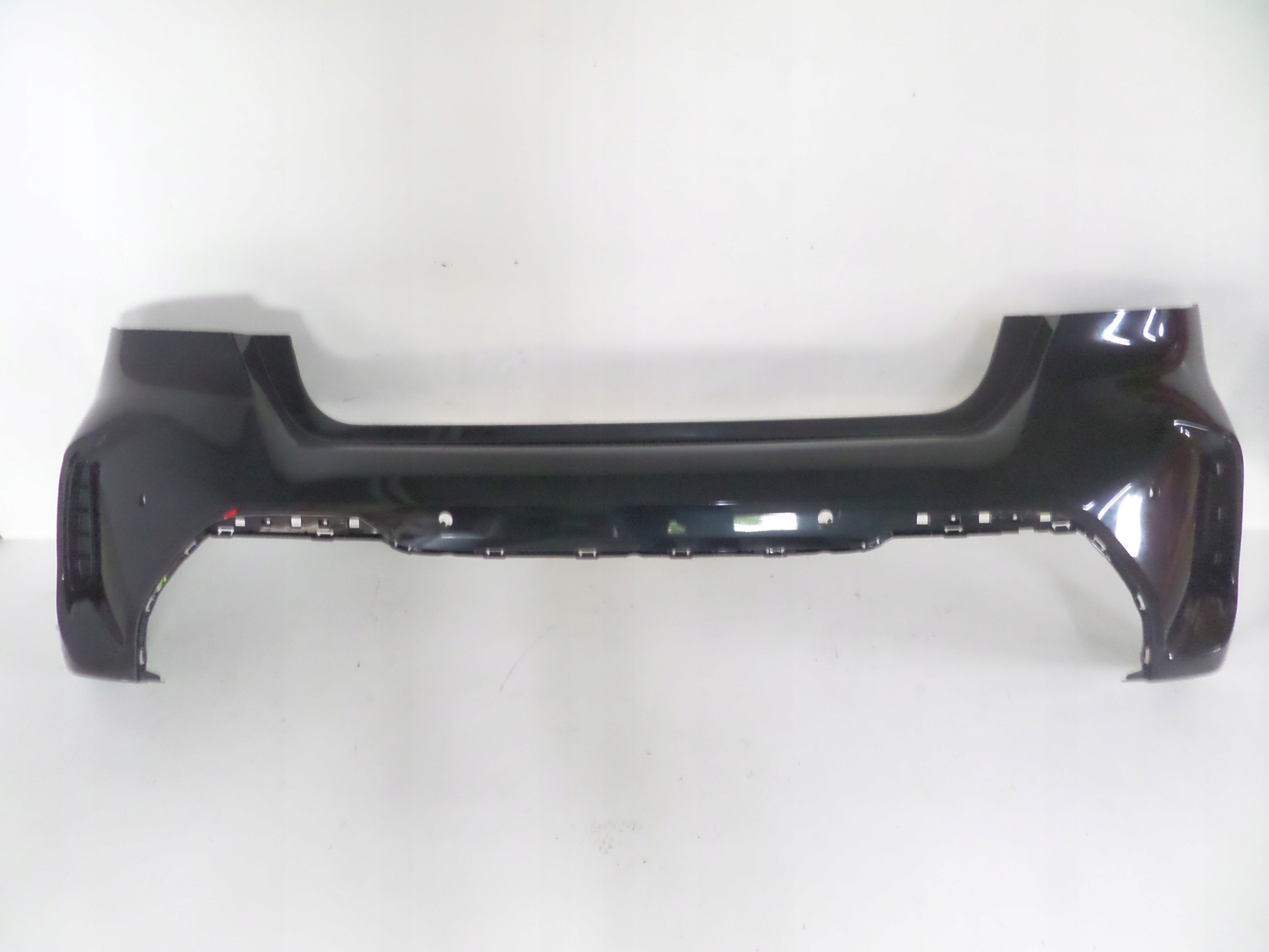 ZADNÝ NÁRAZNÍK BMW 1 F40 19- M-PAKET