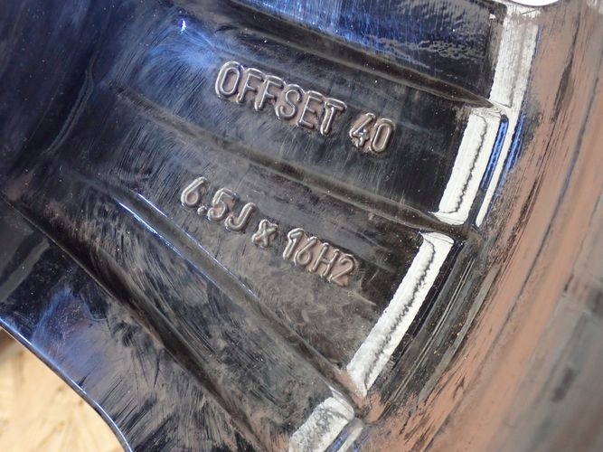 KIA 6,5Jx16 ET40 5×114,3 HLINIKOVY DISK ELEKTRON 52910-CR200