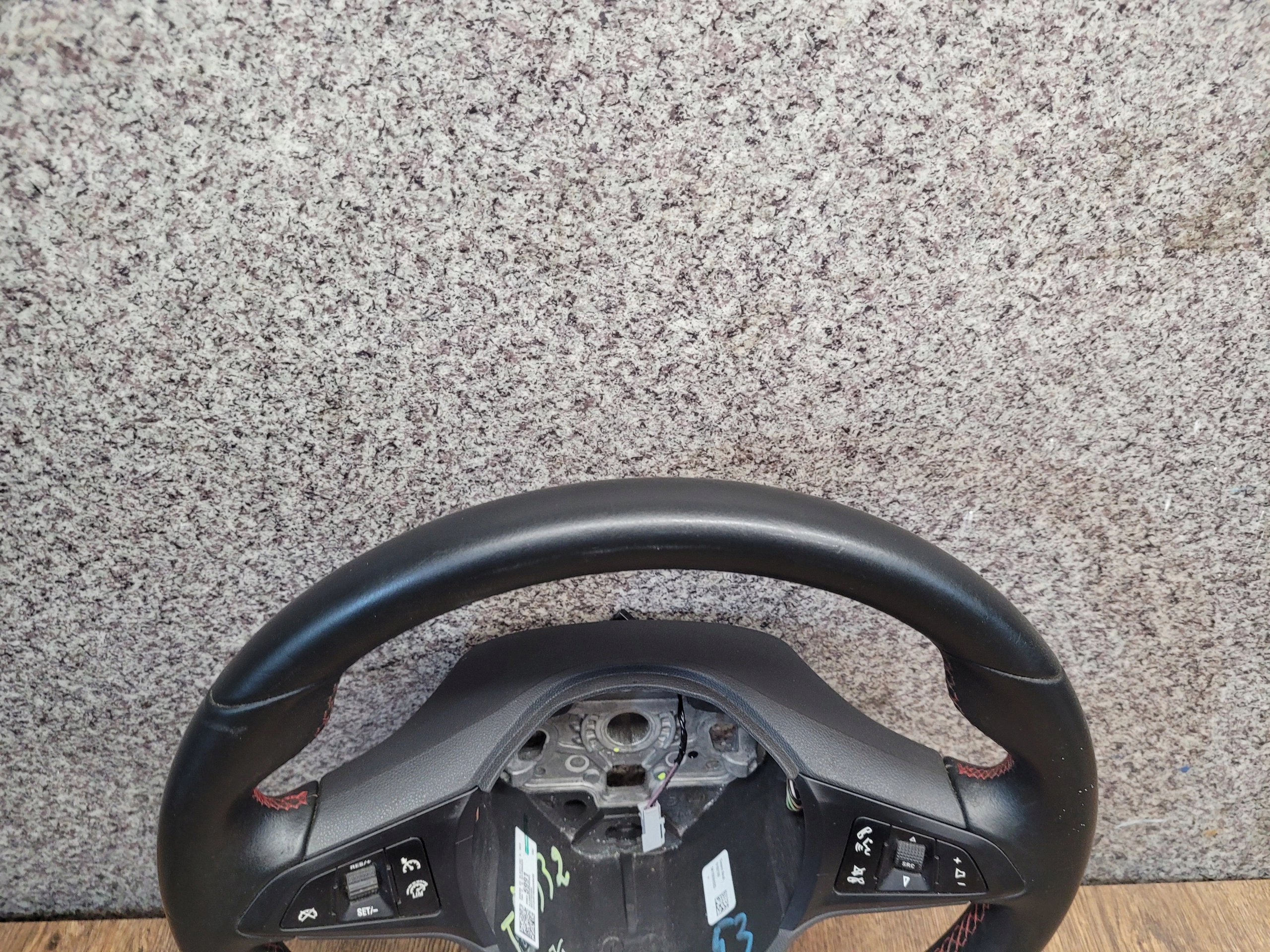 Opel Corsa E MULTIFUNKČNÝ KOŽENÝ VOLANT 39035991