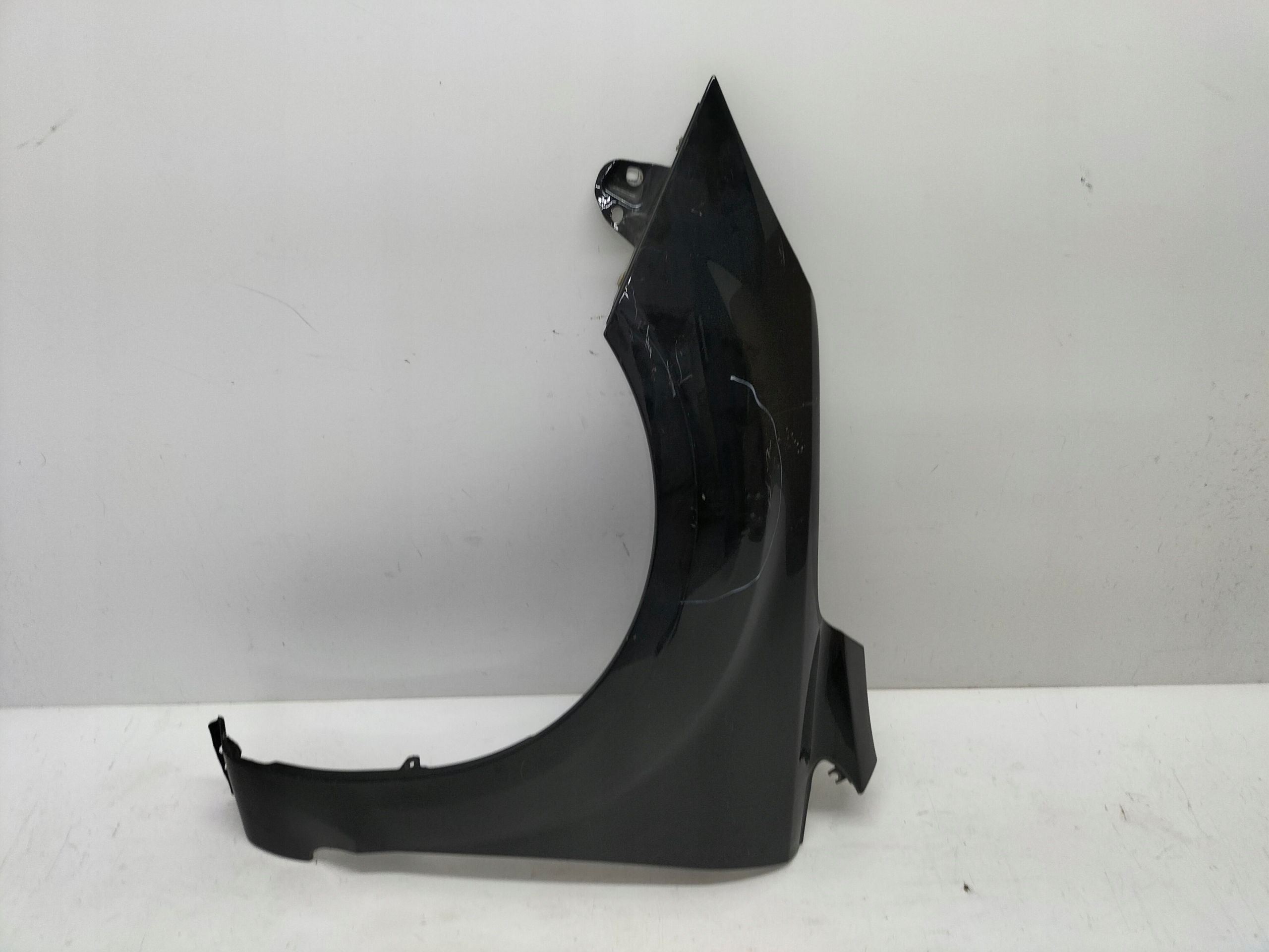 ĽAVÝ PREDNÝ BLATNÍK FORD FOCUS MK2 LIFT 08-10