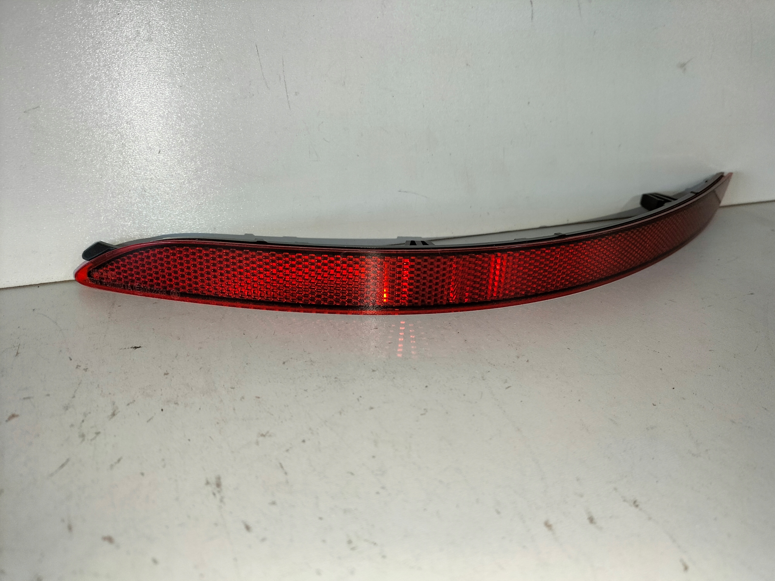 LAVE ZADNE ODRAZOVE SKLICKO VW GOLF 8 VIII 20- KOMBI