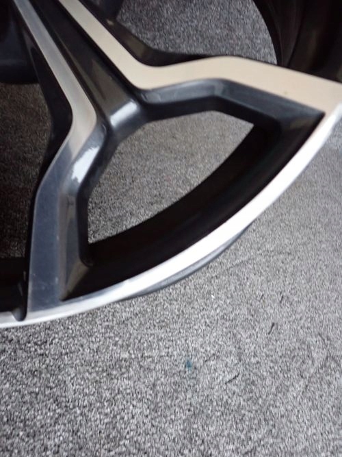 BMW X2 F39 8Jx19 ET47 5×112 HLINIKOVY DISK ELEKTRON