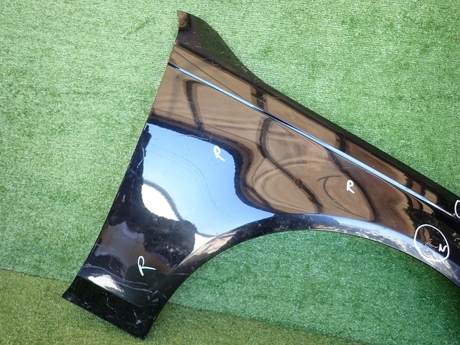 AUDI A4 B8 LIFT 12-15 PRAVY PREDNY BLATNIK