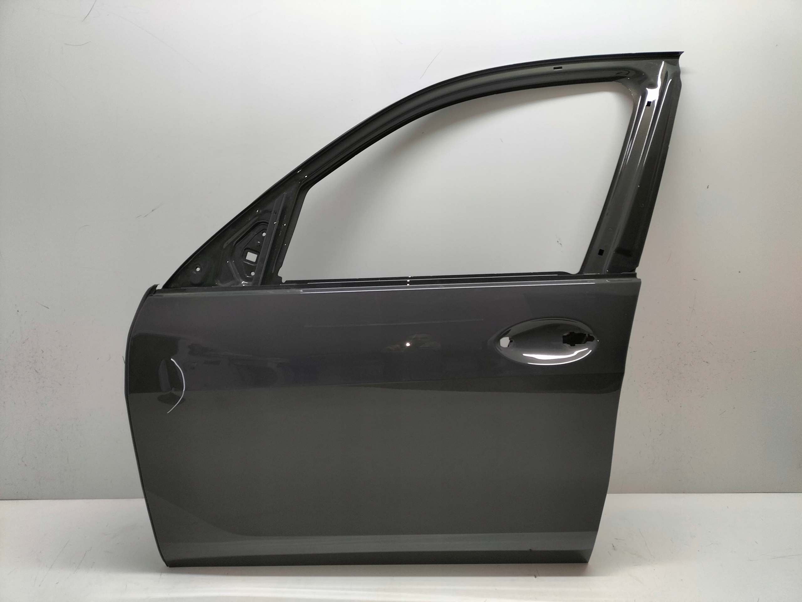 LAVE PREDNE DVERE BMW X7 G07 19-