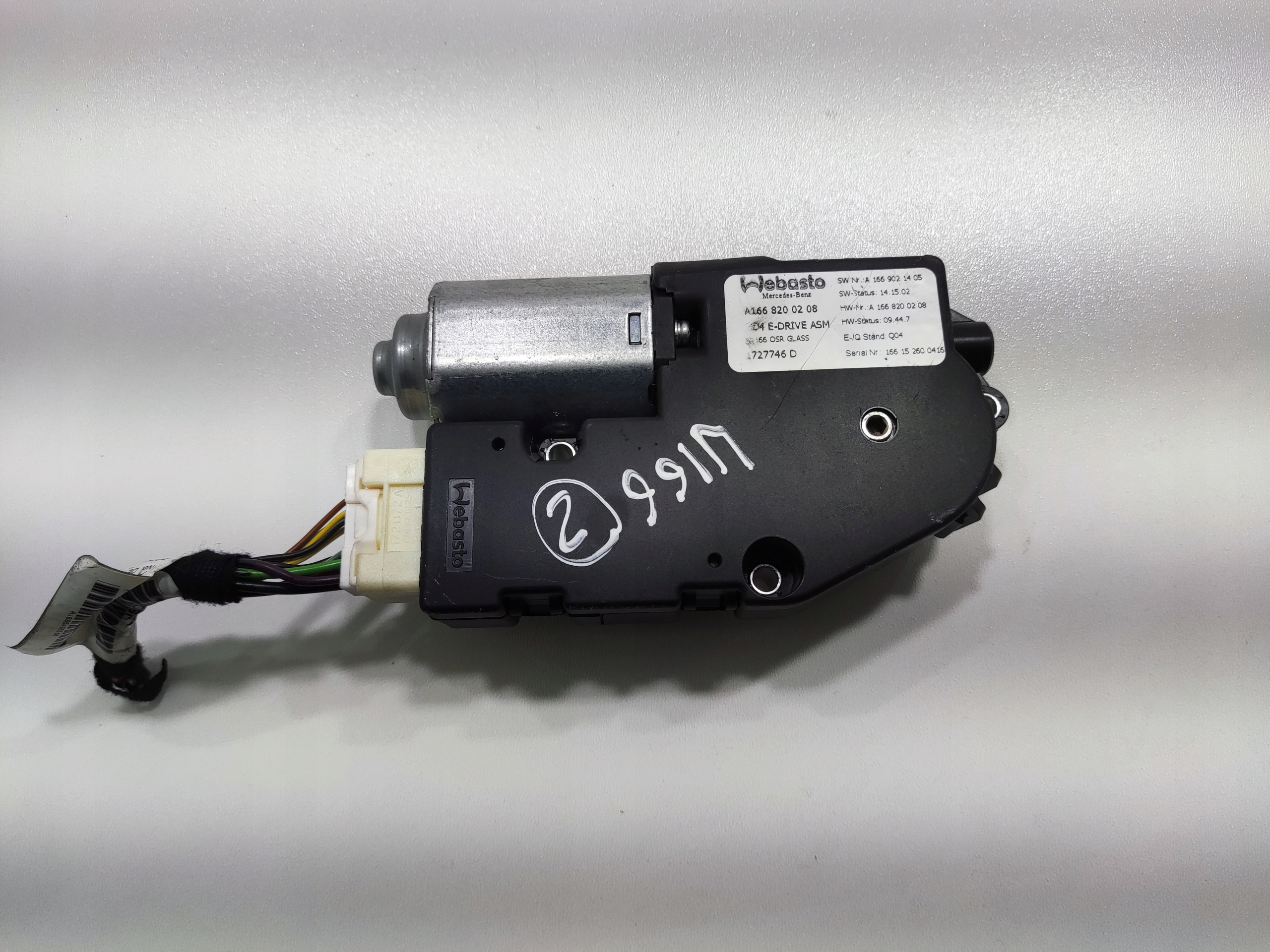 MOTORČEK OVLÁDANIA STREŠNÉHO OKNA MERCEDES GLE I W166 166 A1669021405 2015-2019