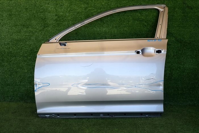 VW PASSAT  B8 LAVE PREDNE DVERE
